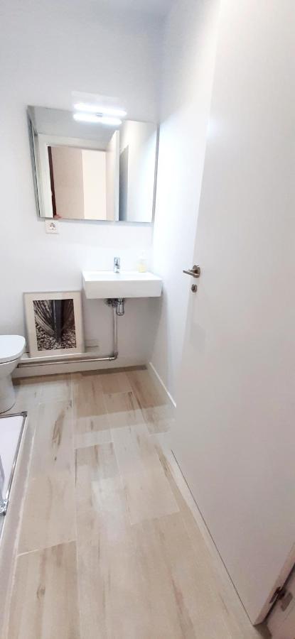 Twin Room Bathroom
