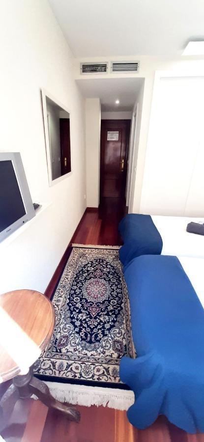 Twin Room Bathroom