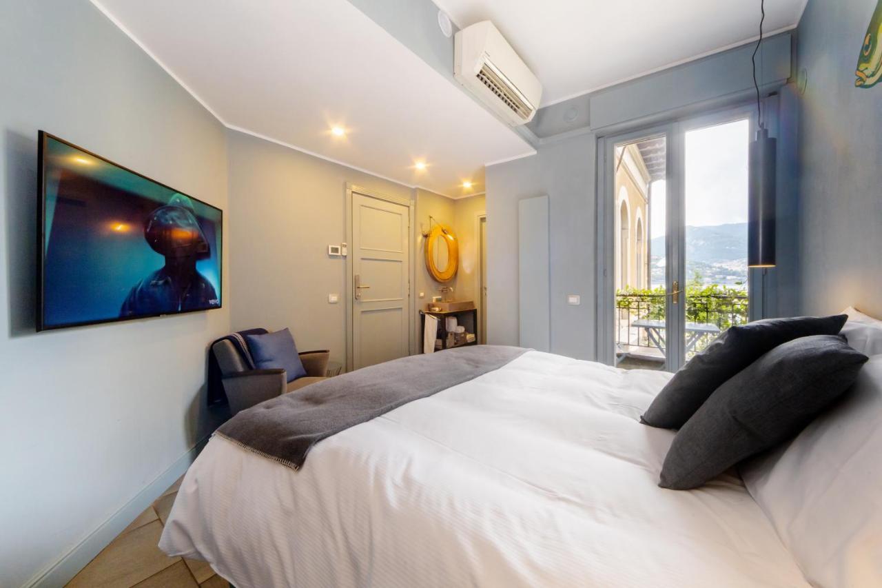 Double Room Balcony Lake View