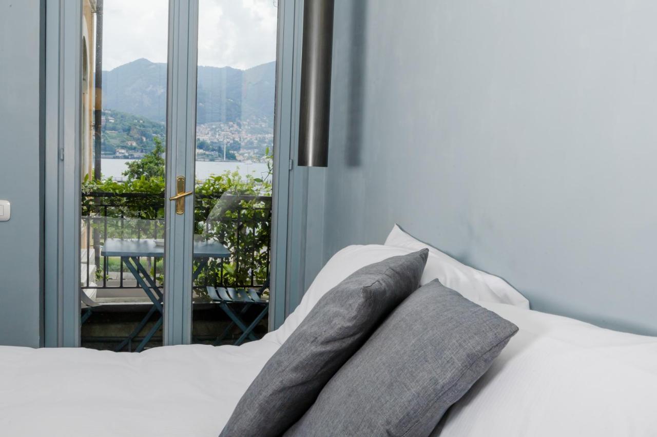 Double Room Balcony Lake View