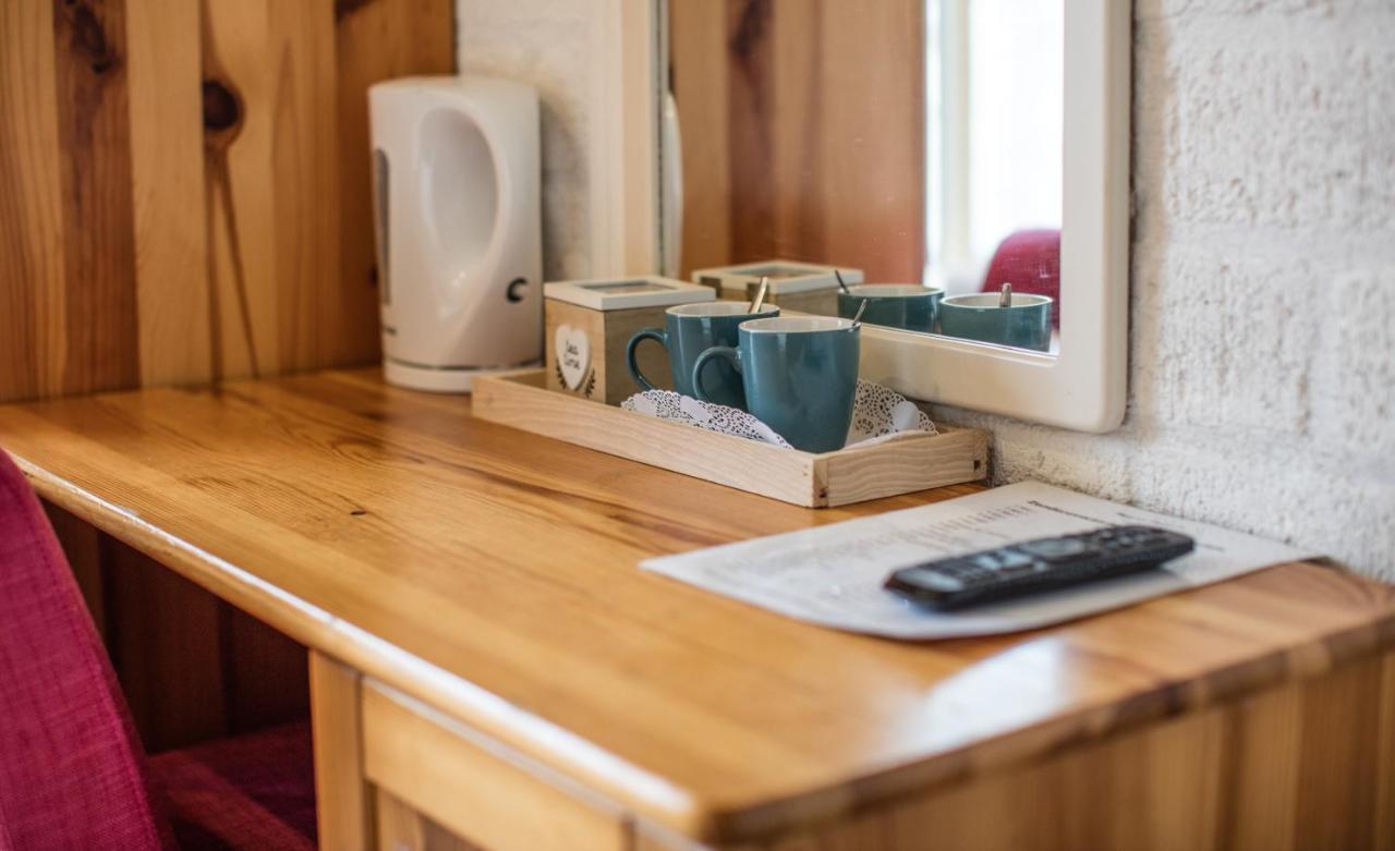 Double or Twin Room Private Bathroom