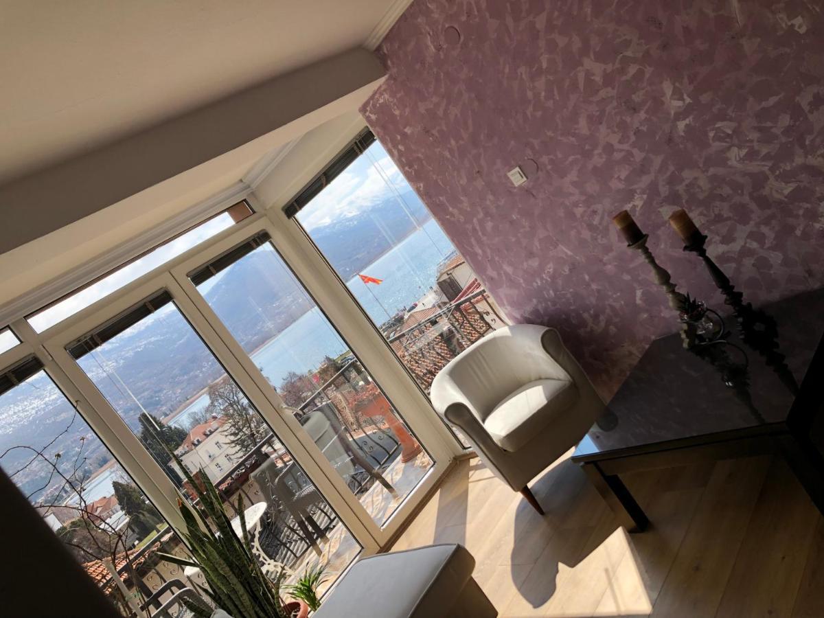 Apartment Lake View