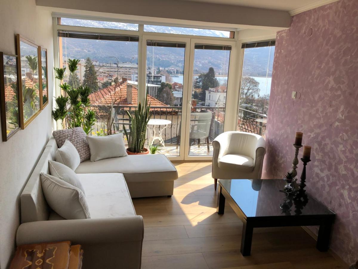 Apartment Lake View