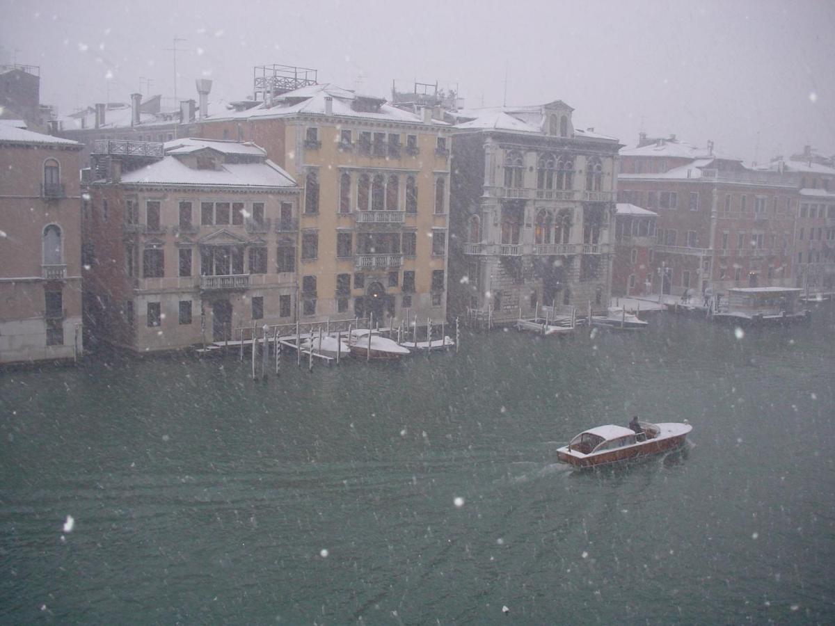 Junior Suite Grand Canal View