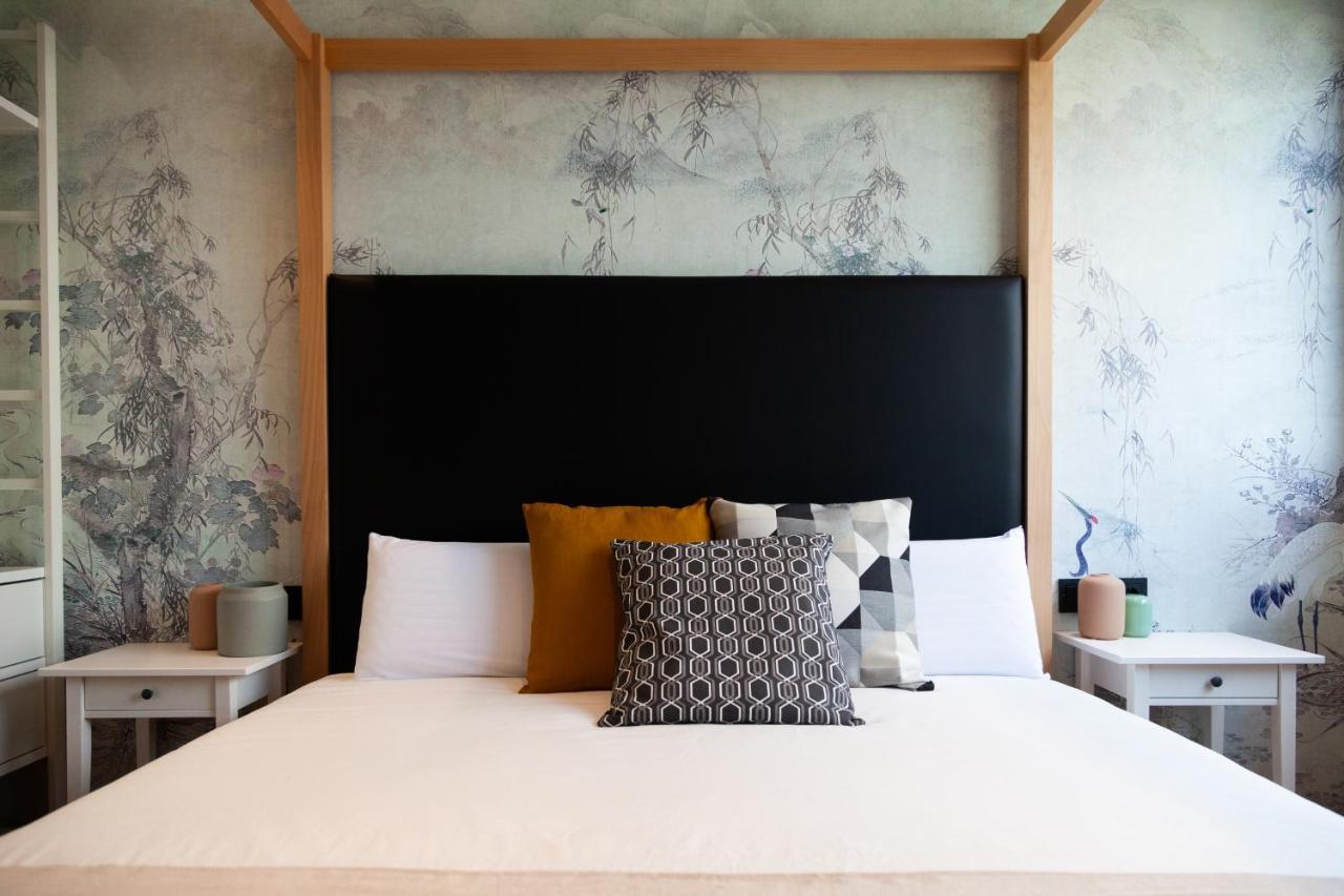 Premium King Room