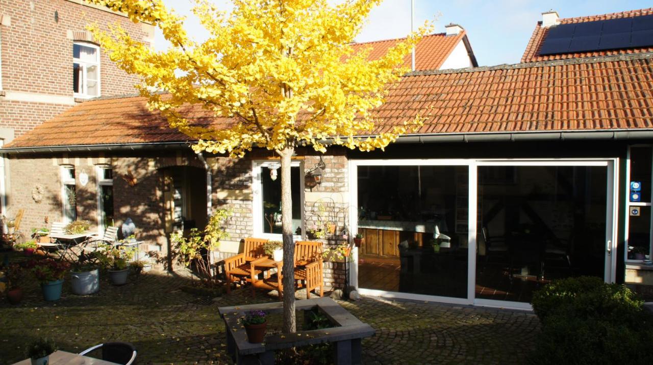 Standard Double or Twin Room Garden View