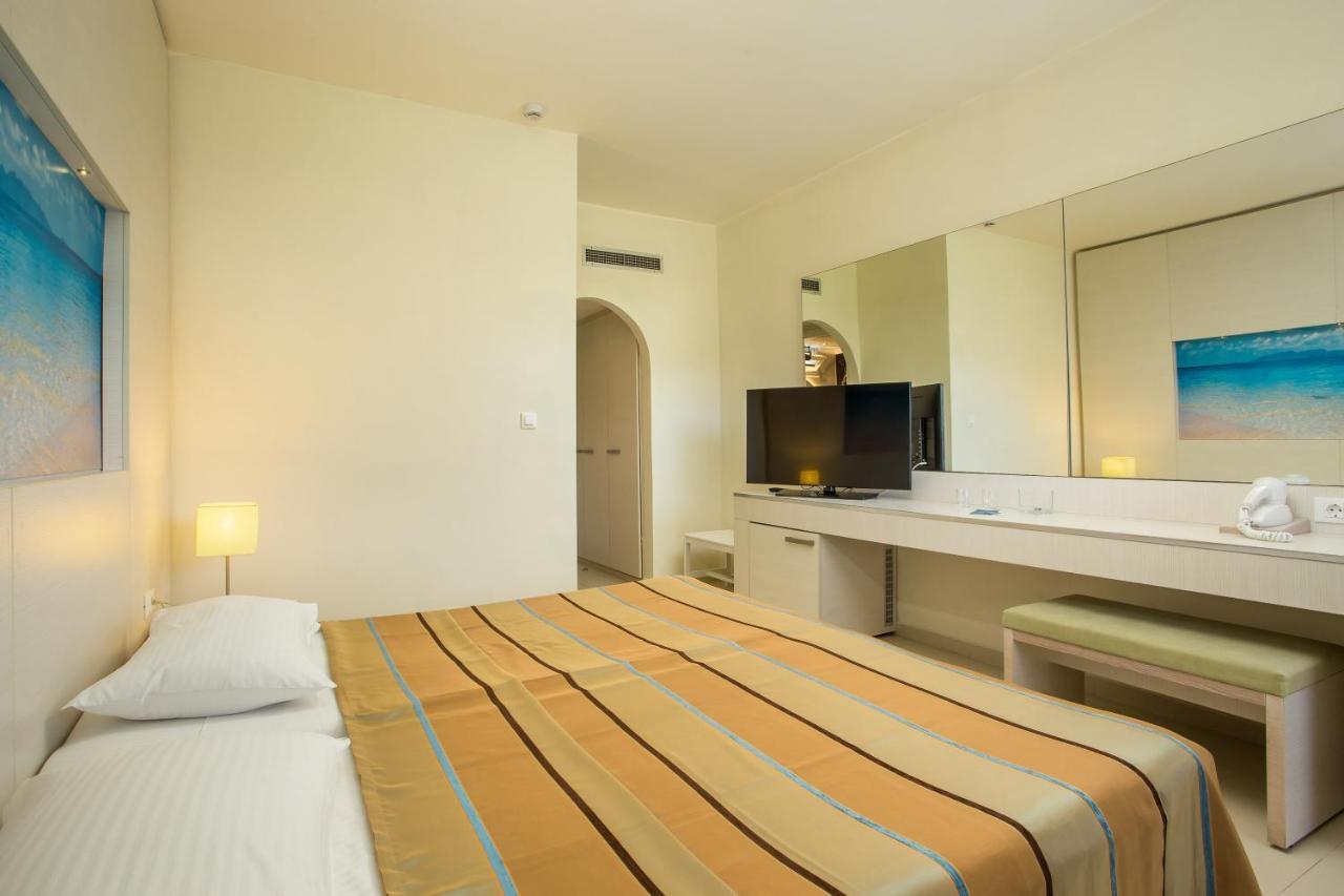 Double Room Mountain View