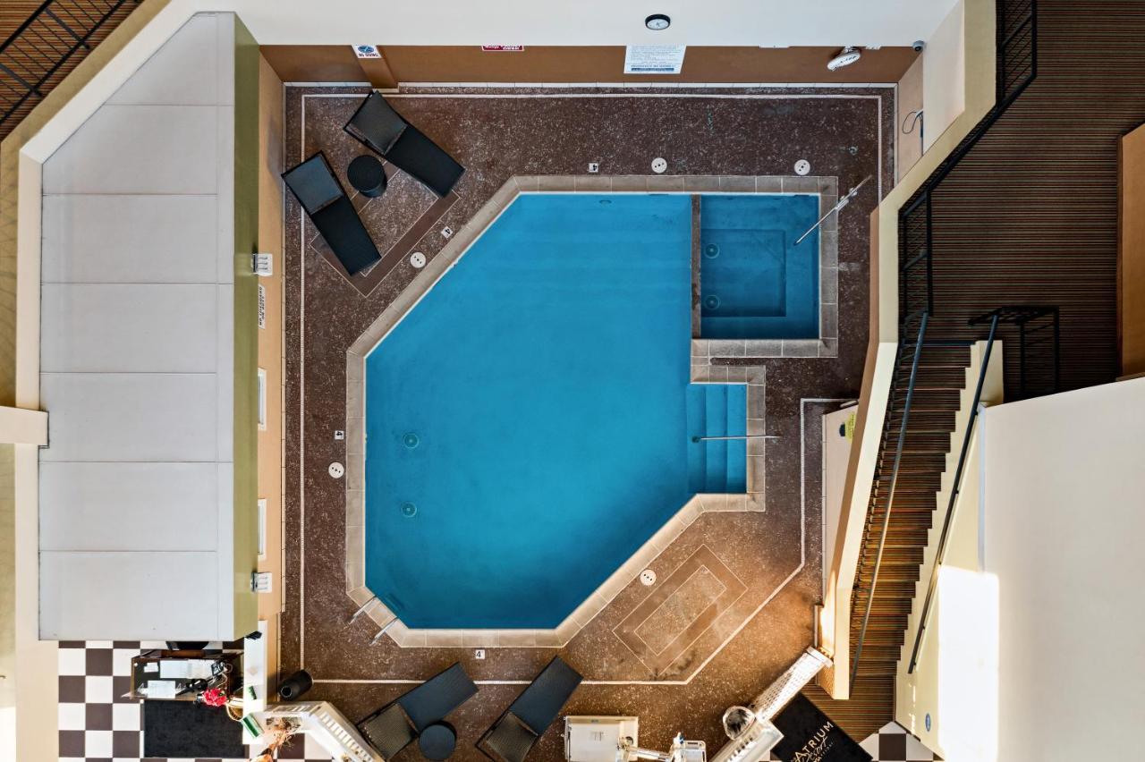 One-Bedroom Suite