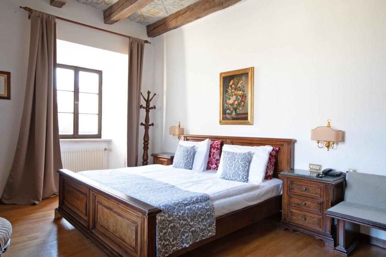 Elegance Double Room