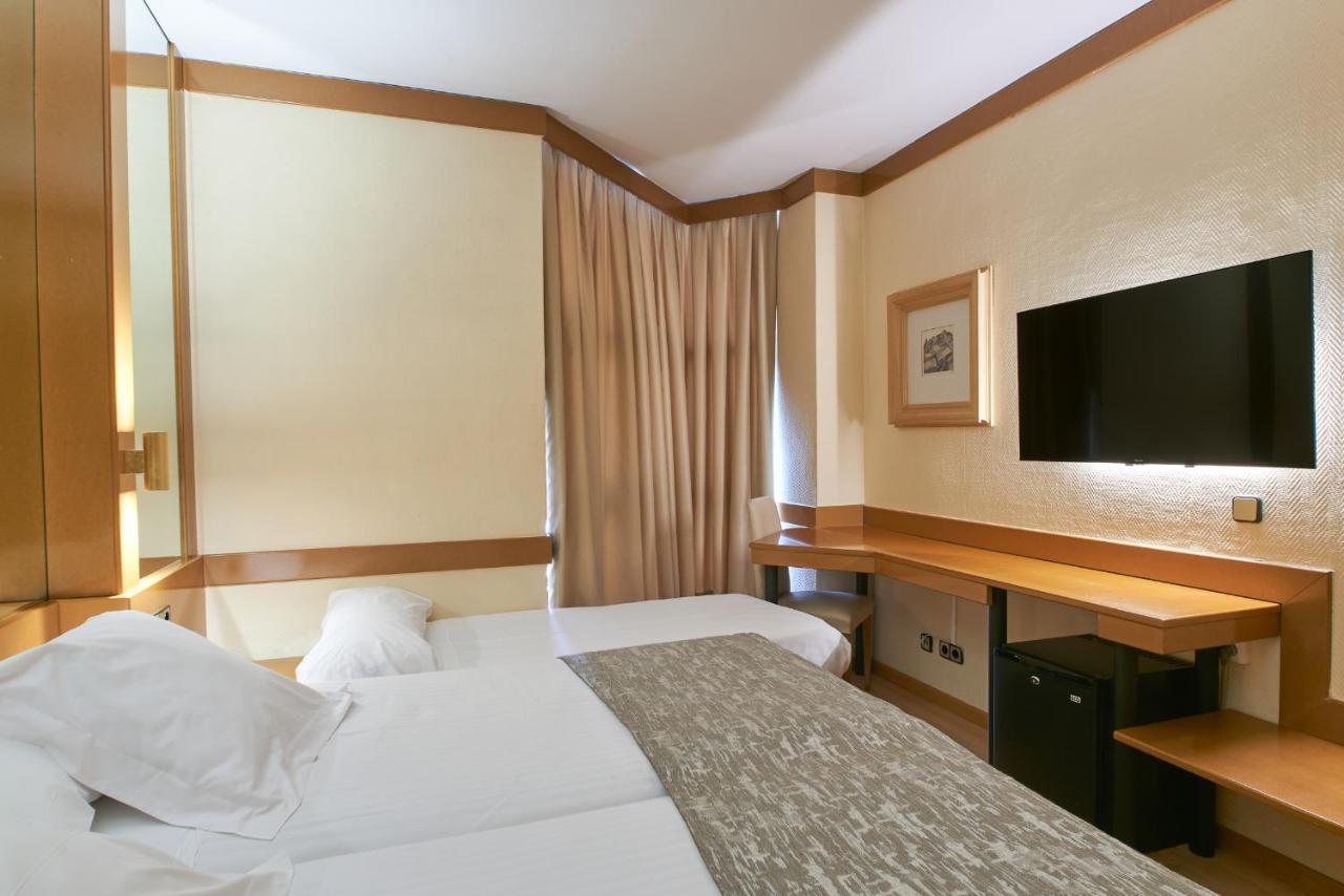 Twin Room Extra Bed
