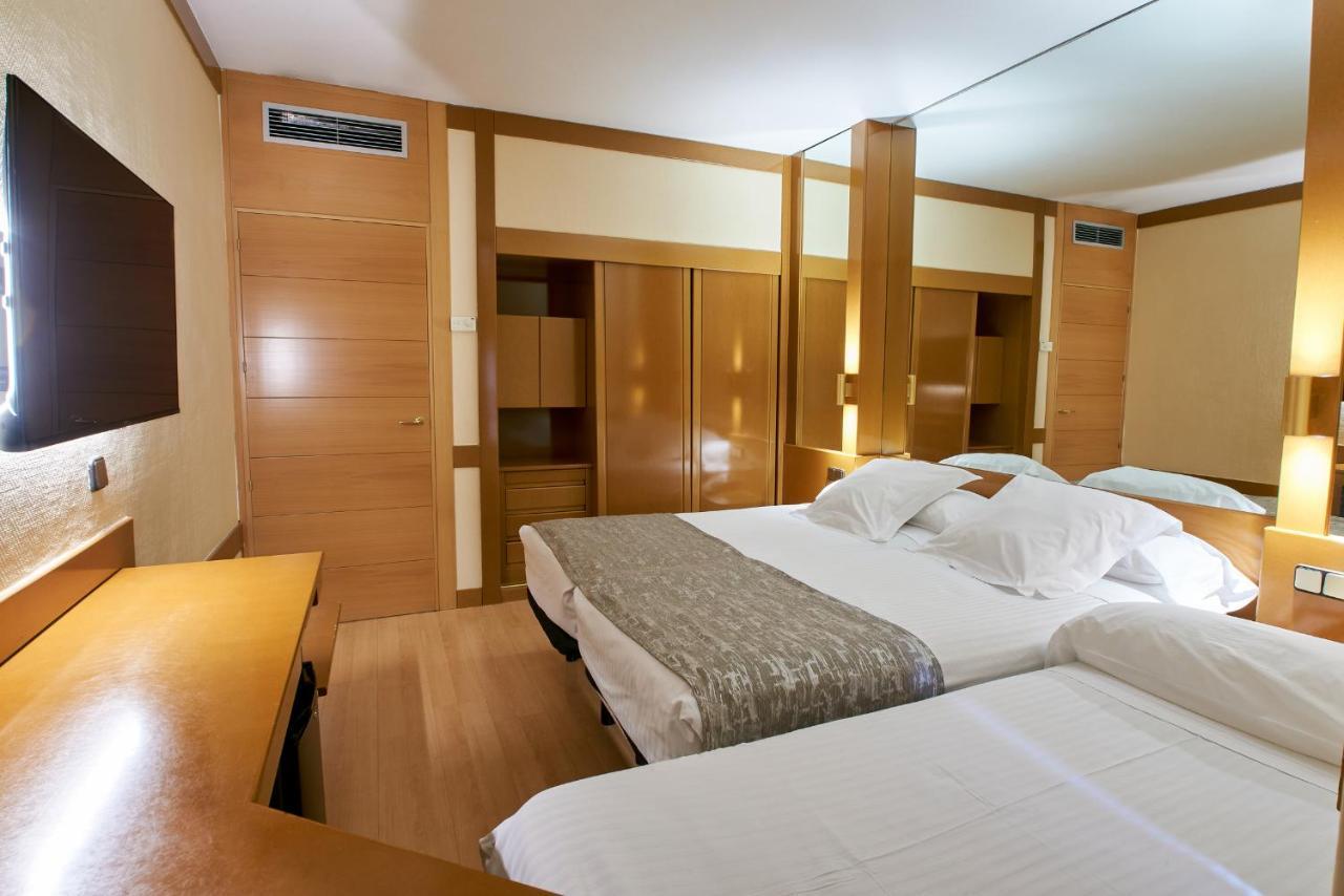 Twin Room Extra Bed
