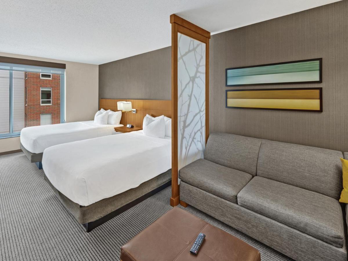 Queen Room Two Queen Beds Sofa Bed High Floor