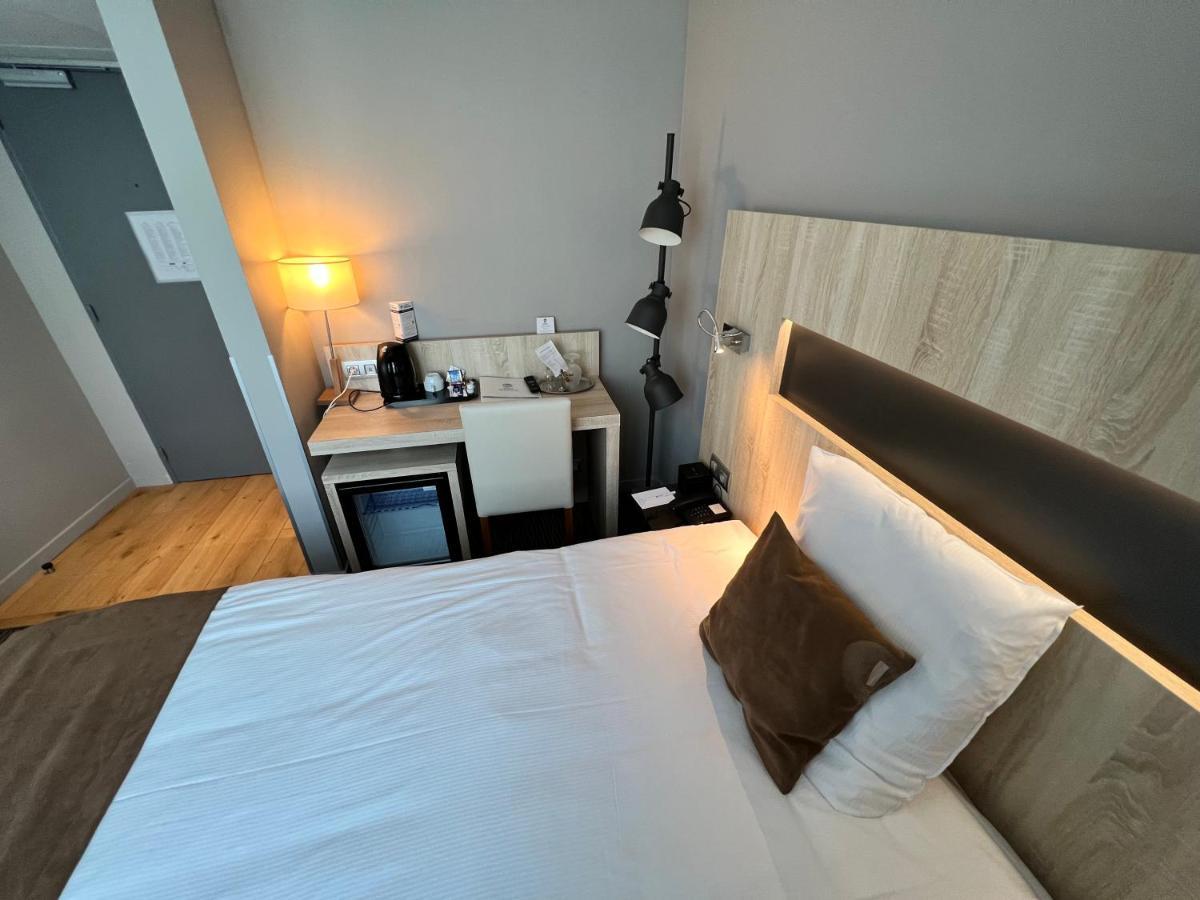 Single Room Single Bed