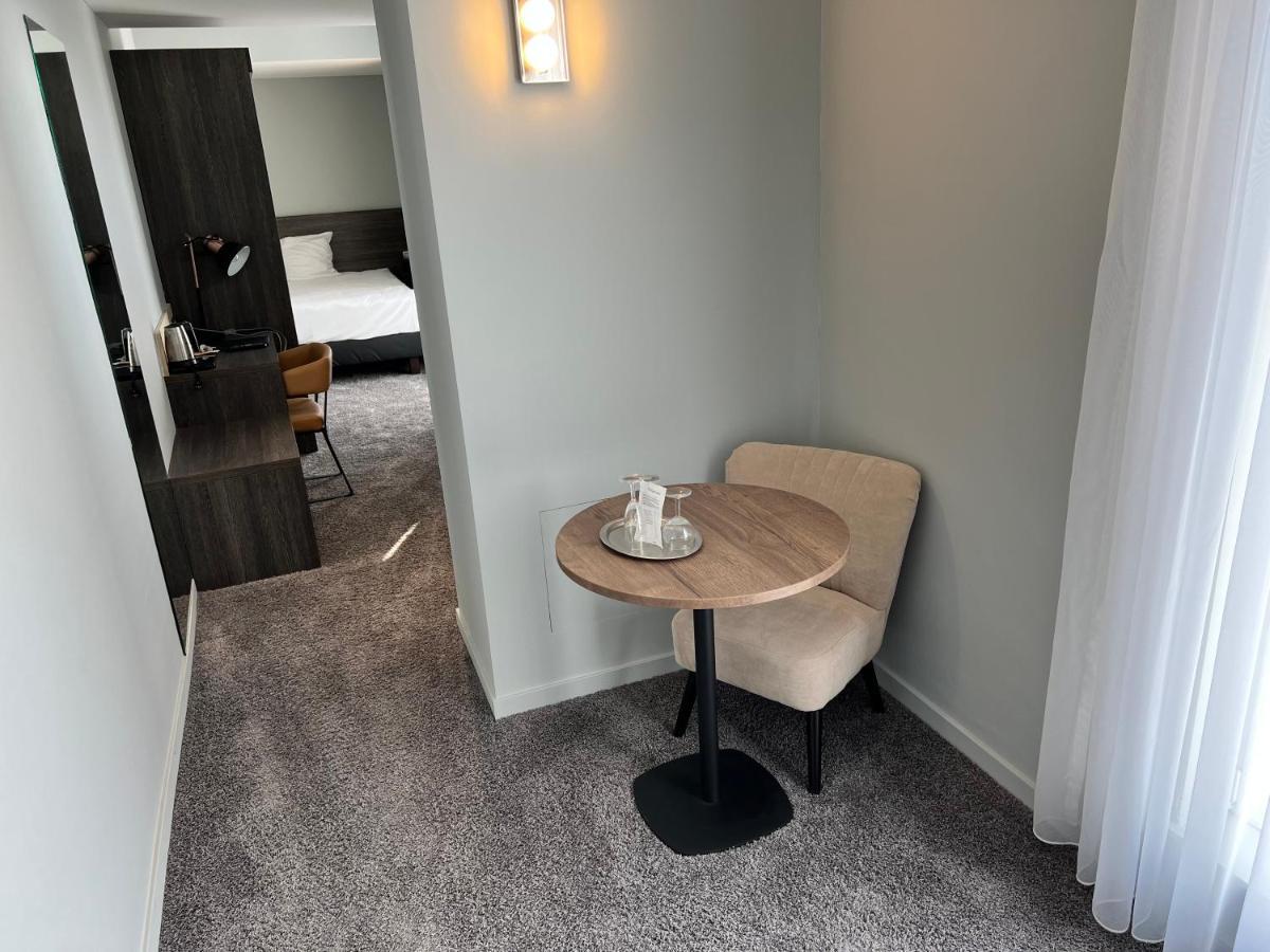 Single Room Single Bed