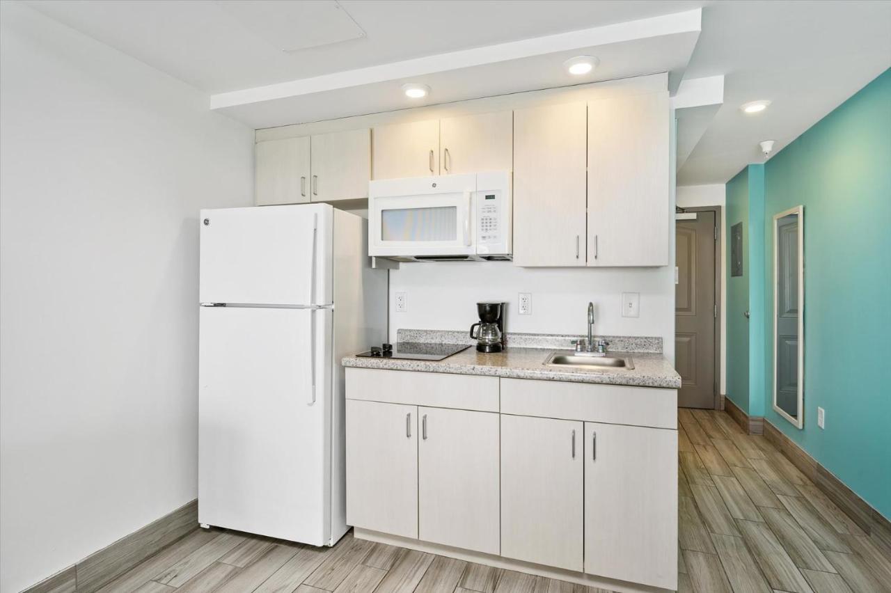 Accessible Ocean View Two Double Beds