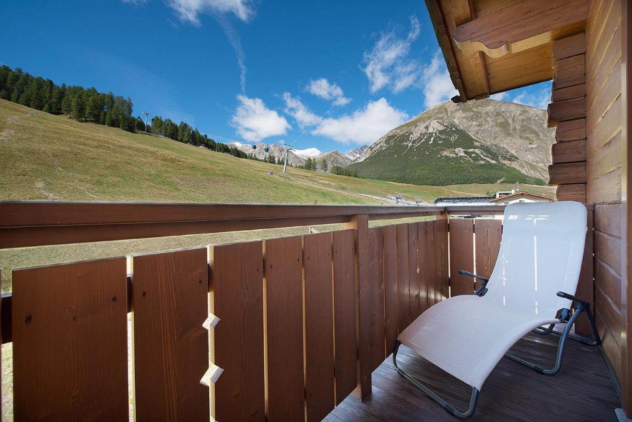 Camera Matrimoniale/Doppia con Letti Singoli con Vista Montagna