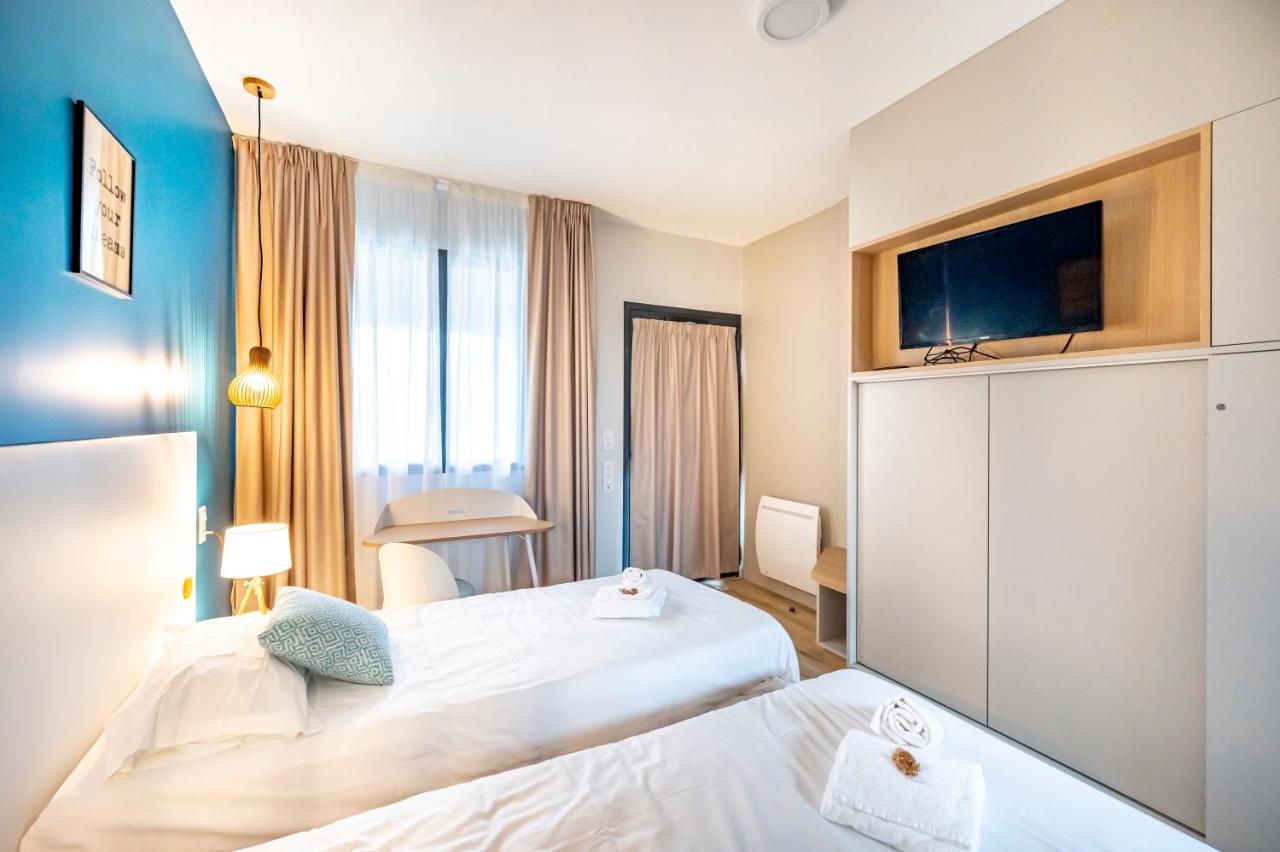 Double or Twin Room Garden View