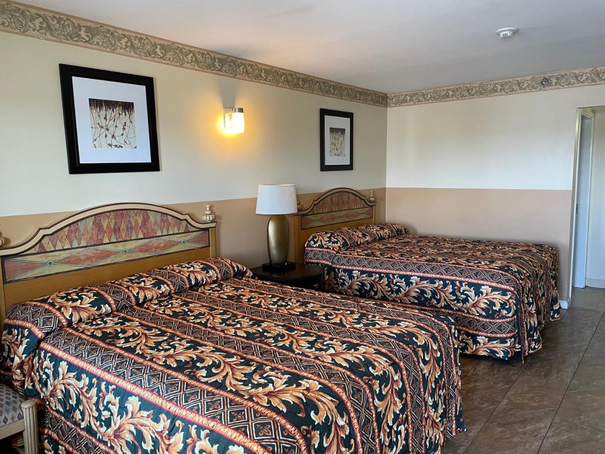 Queen Room with Two Queen Beds