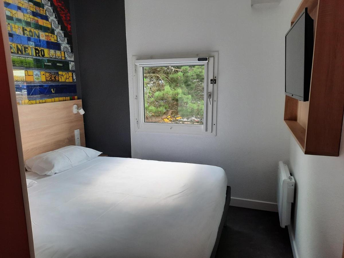 1 Double Bed