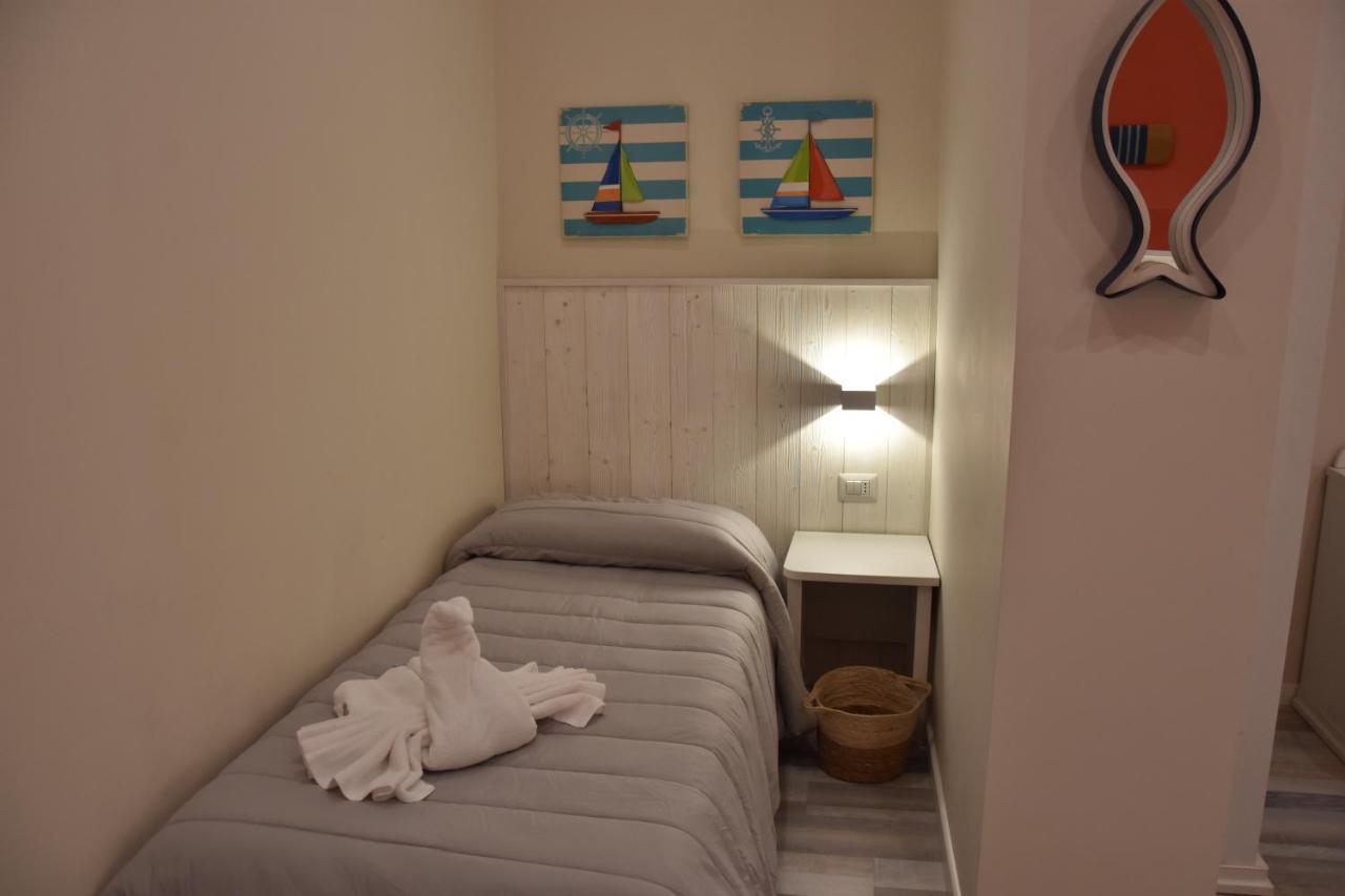 Triple Room Private Bathroom