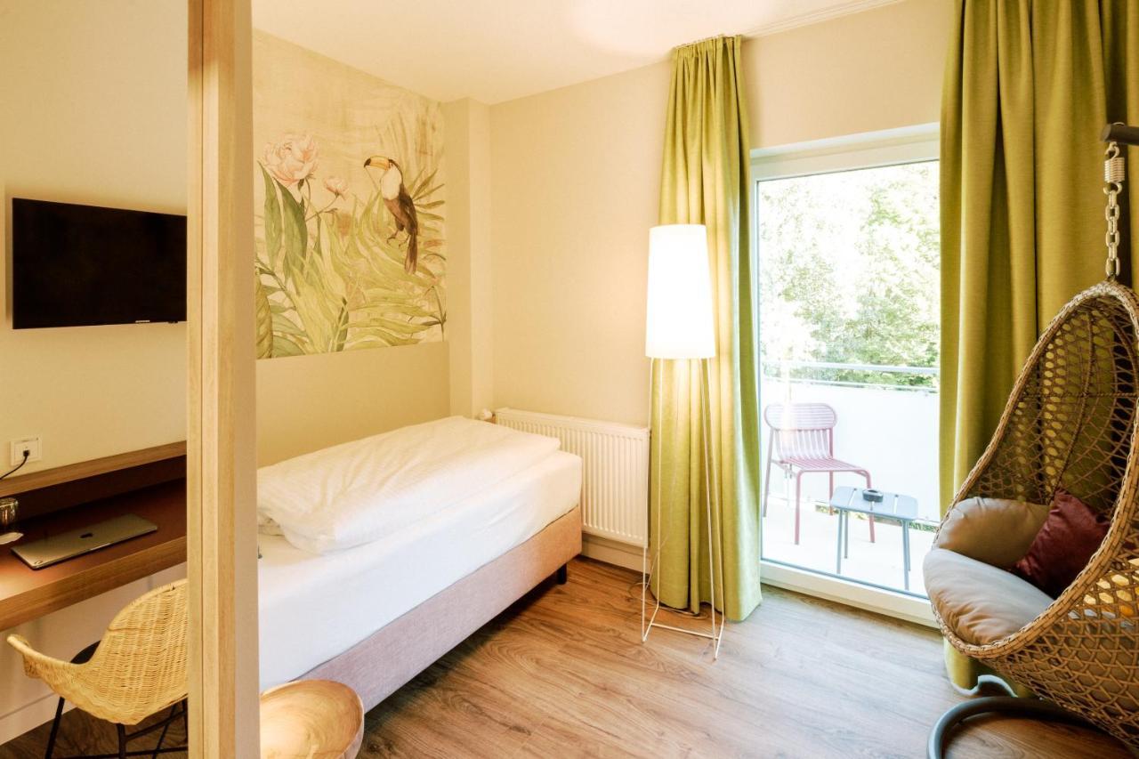 Single Room Balcony