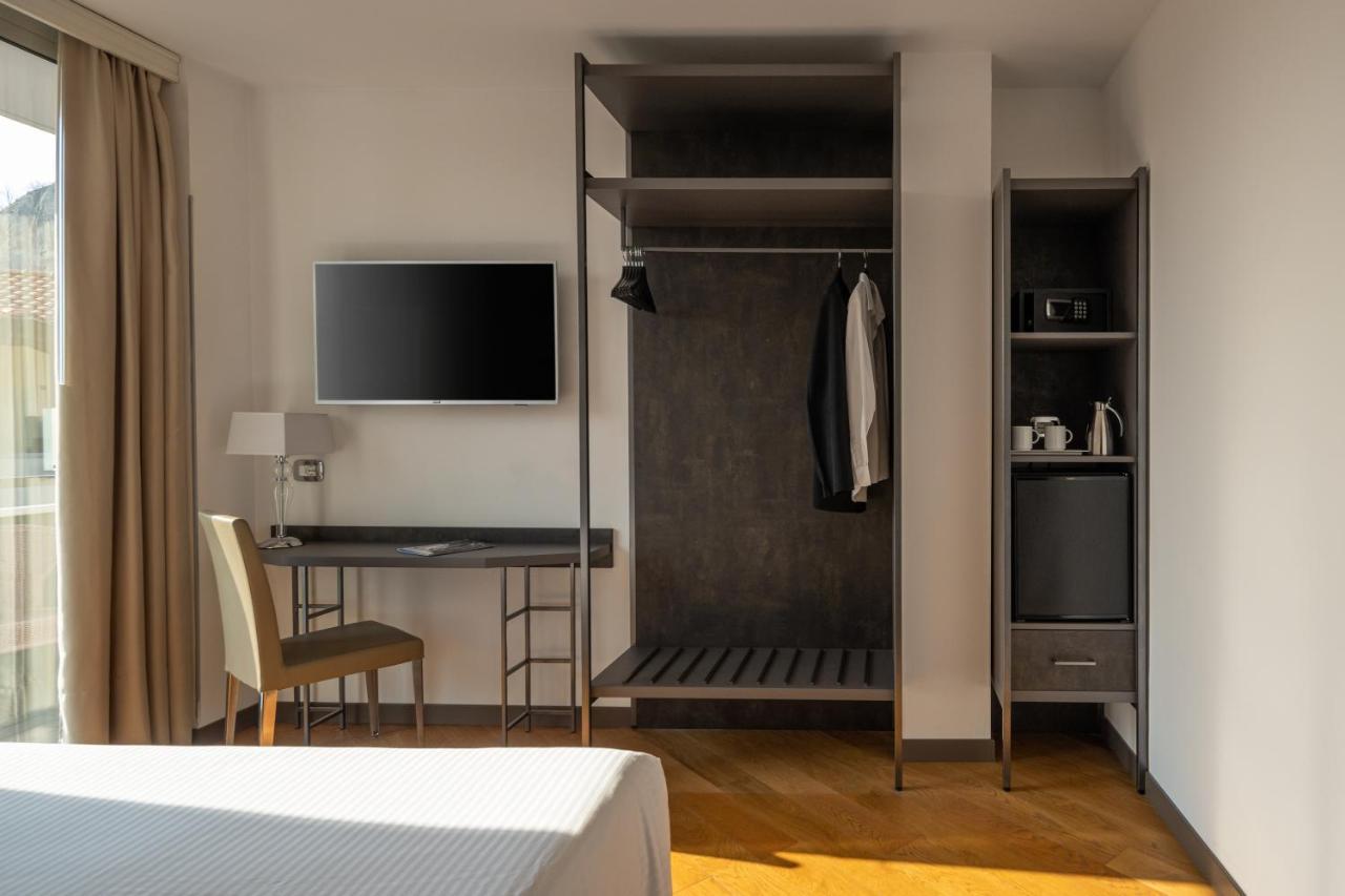 Standard Double or Twin Room,1639556032:JPEG