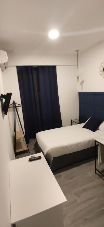 Camera Singola con Bagno Privato