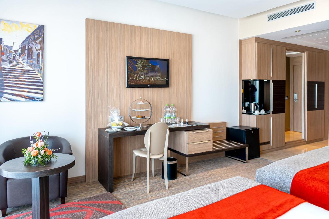 Habitación Doble Superior con 2 camas grandes