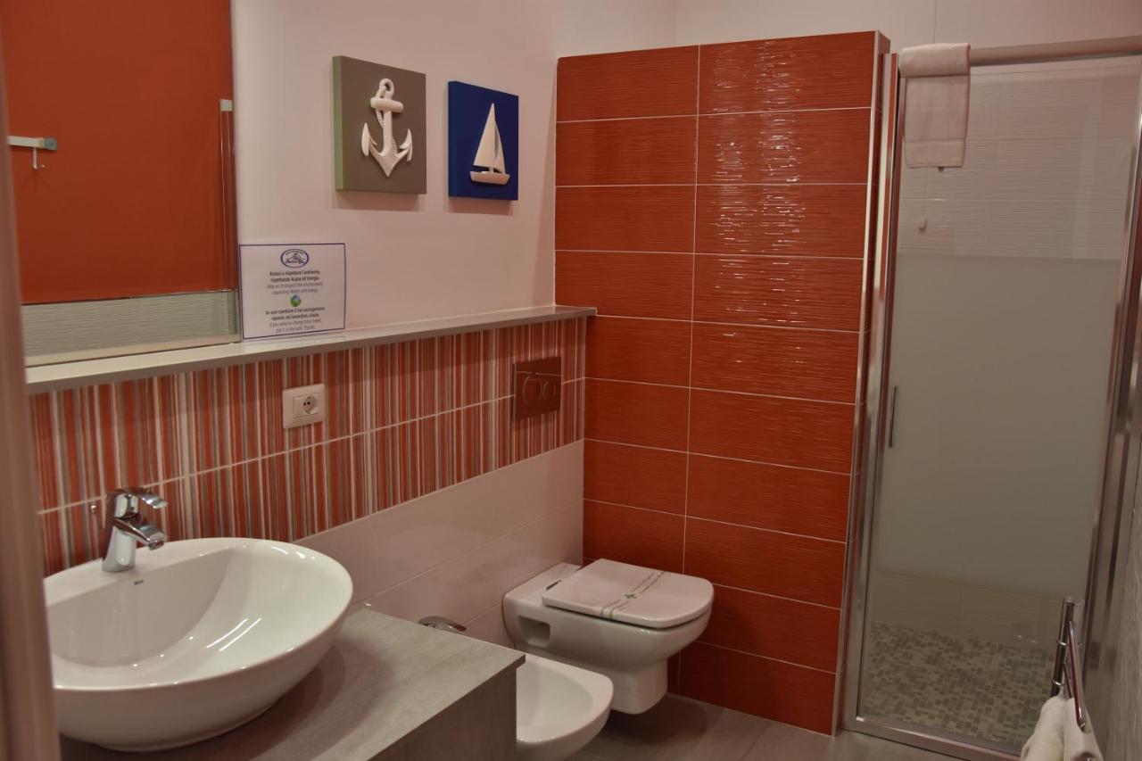 Triple Room Private Bathroom