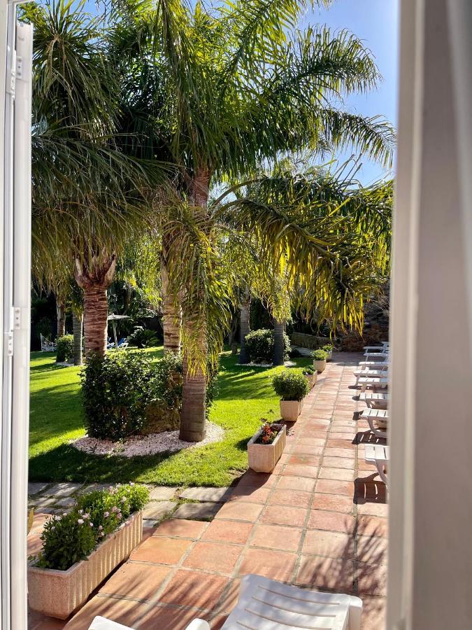 Double or Twin Room Garden View
