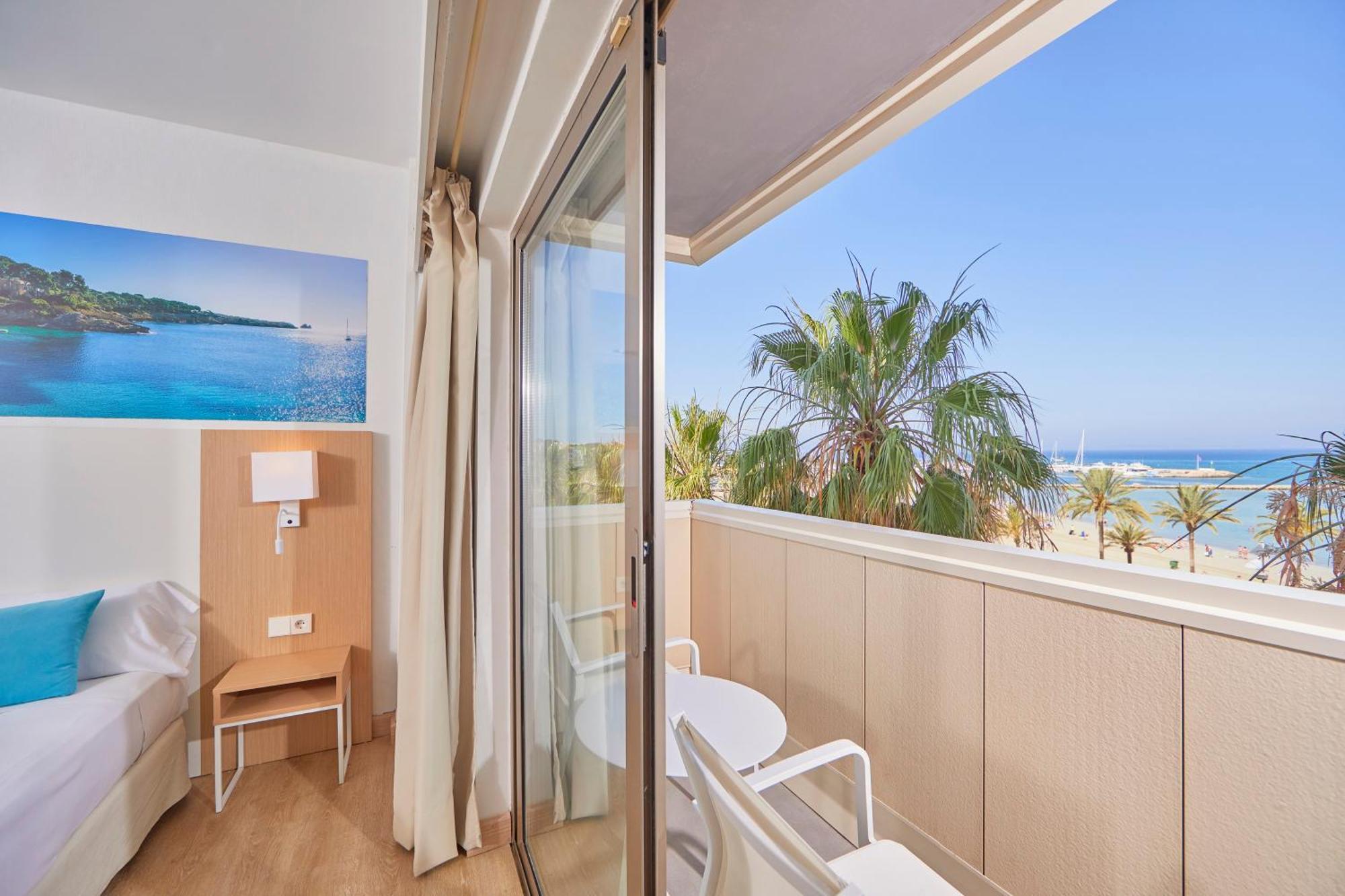 Twin Room Balcony Sea View