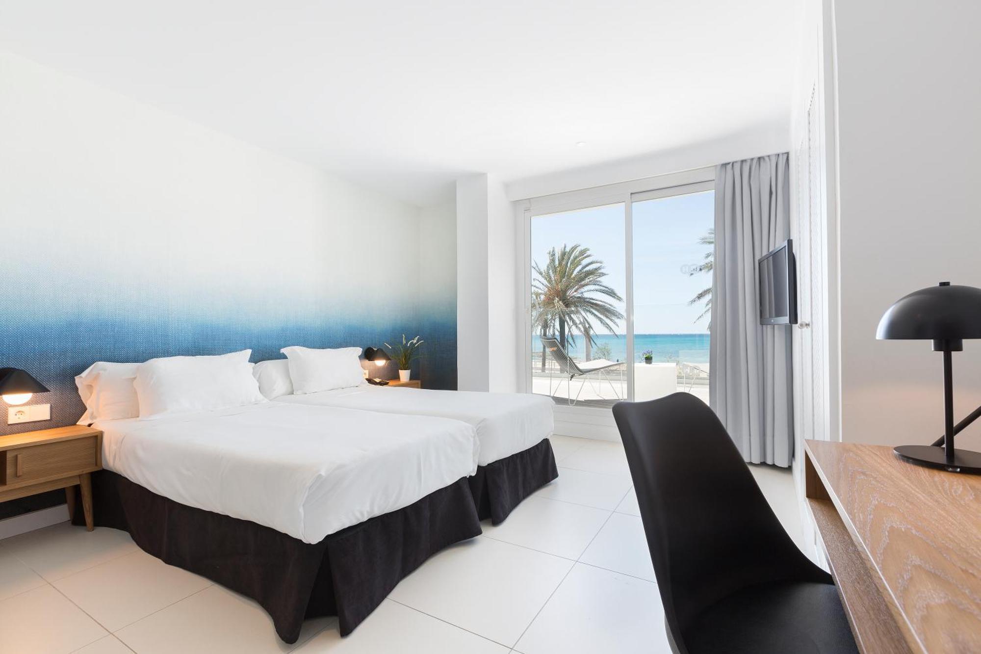 Twin Room Sea View Balcony