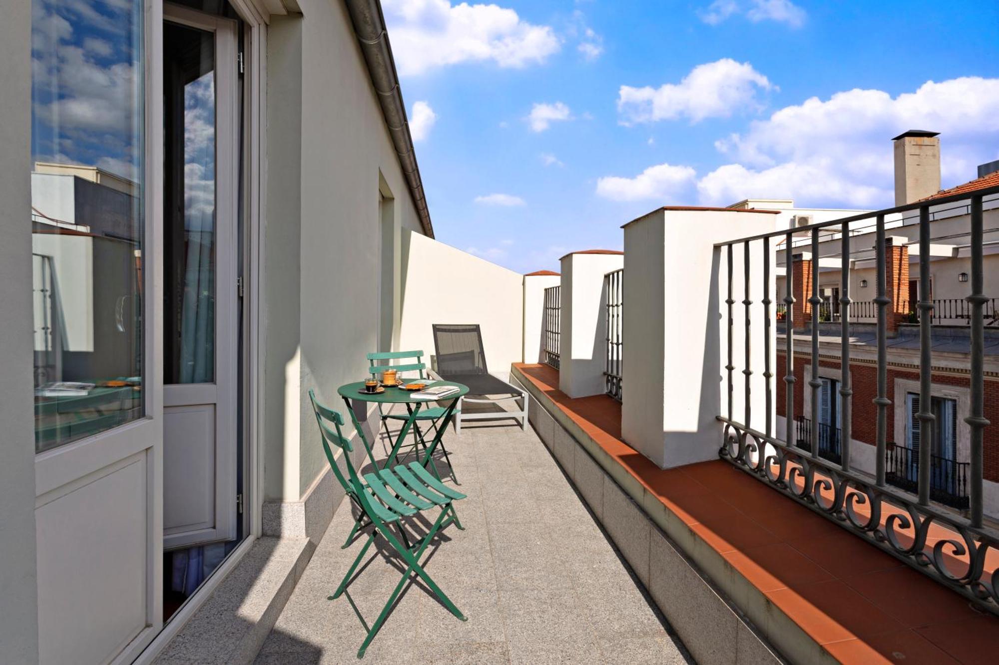 Superior Double or Twin Room Terrace