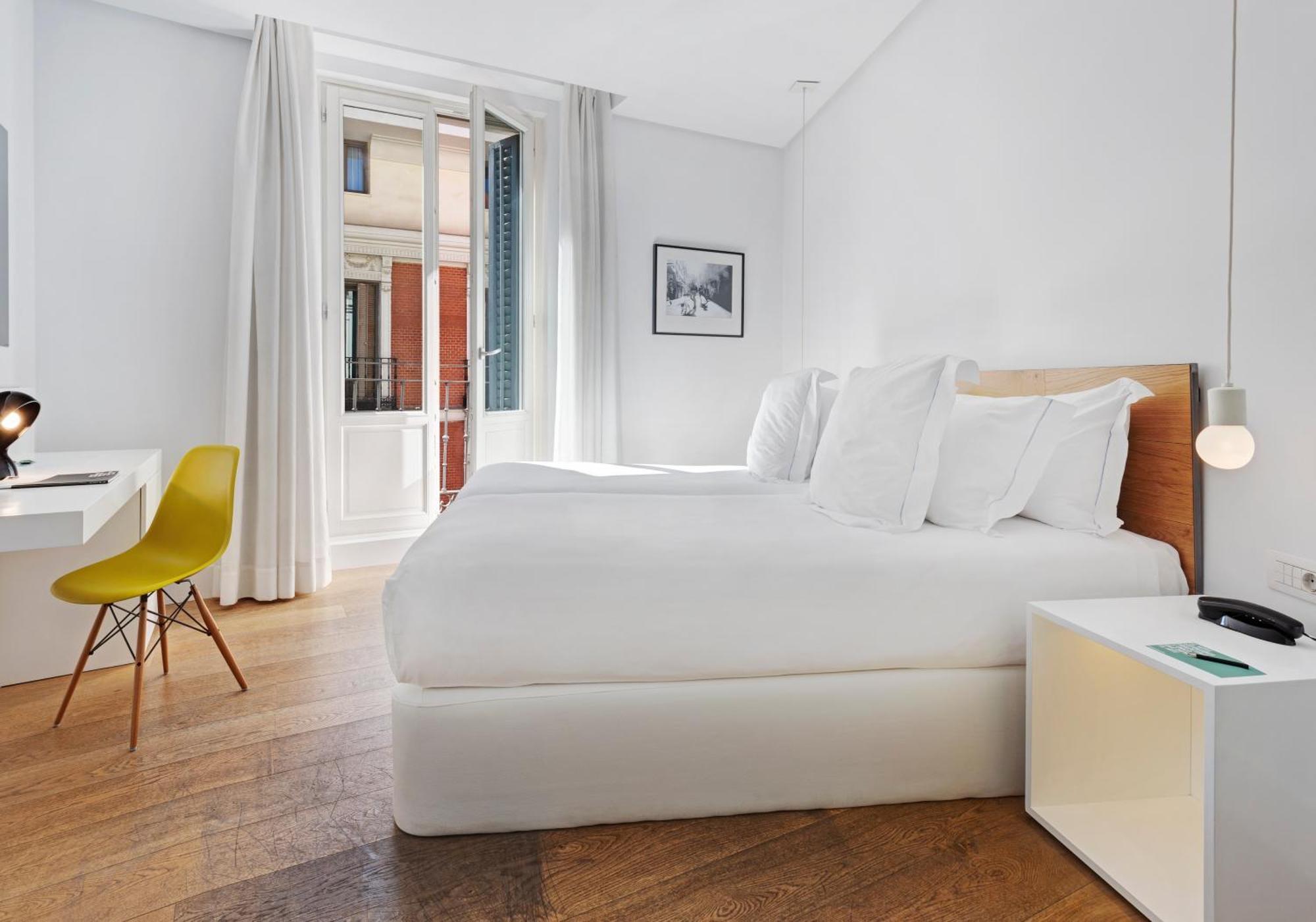Double or Twin Room Balcony