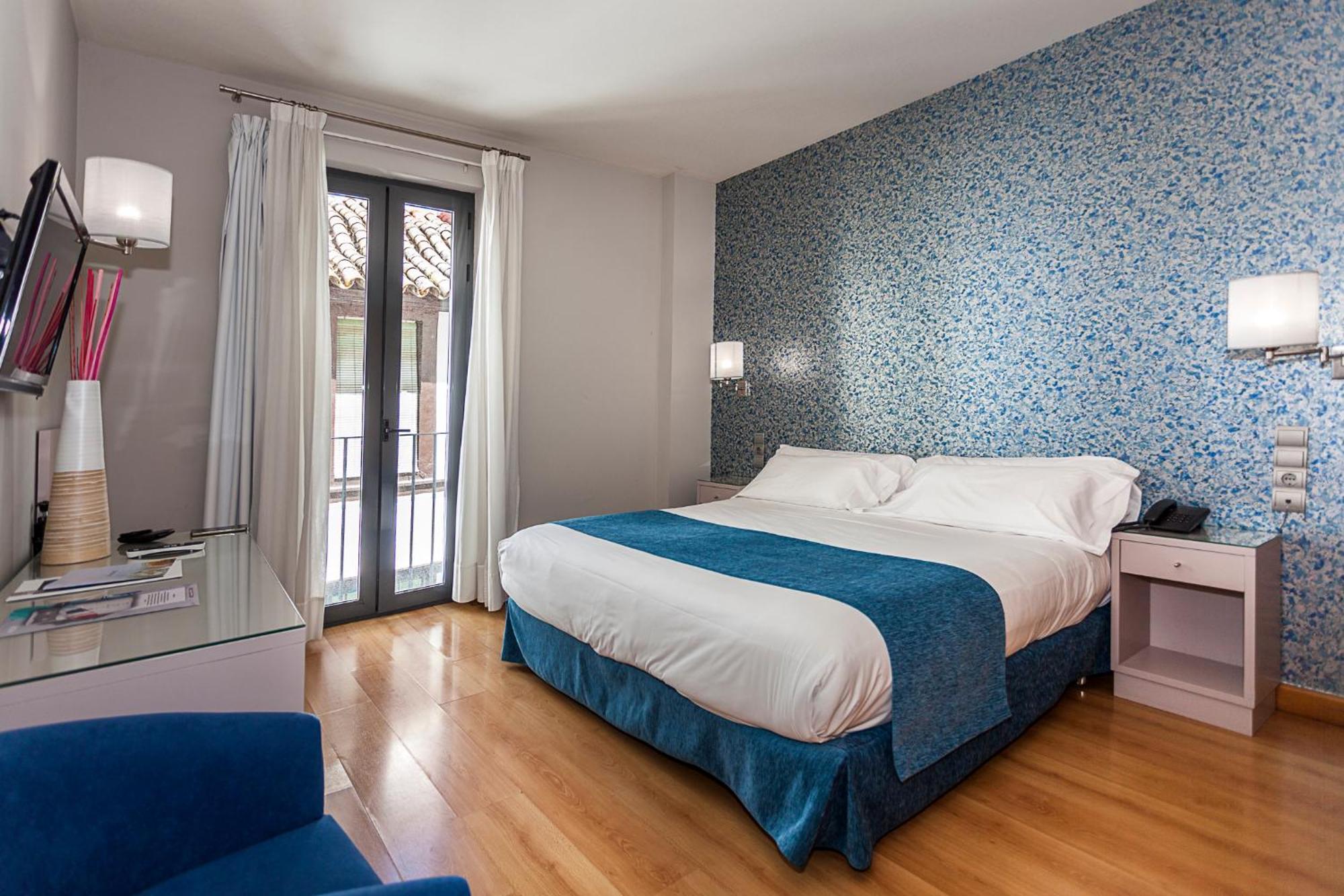 Double or Twin Room Balcony