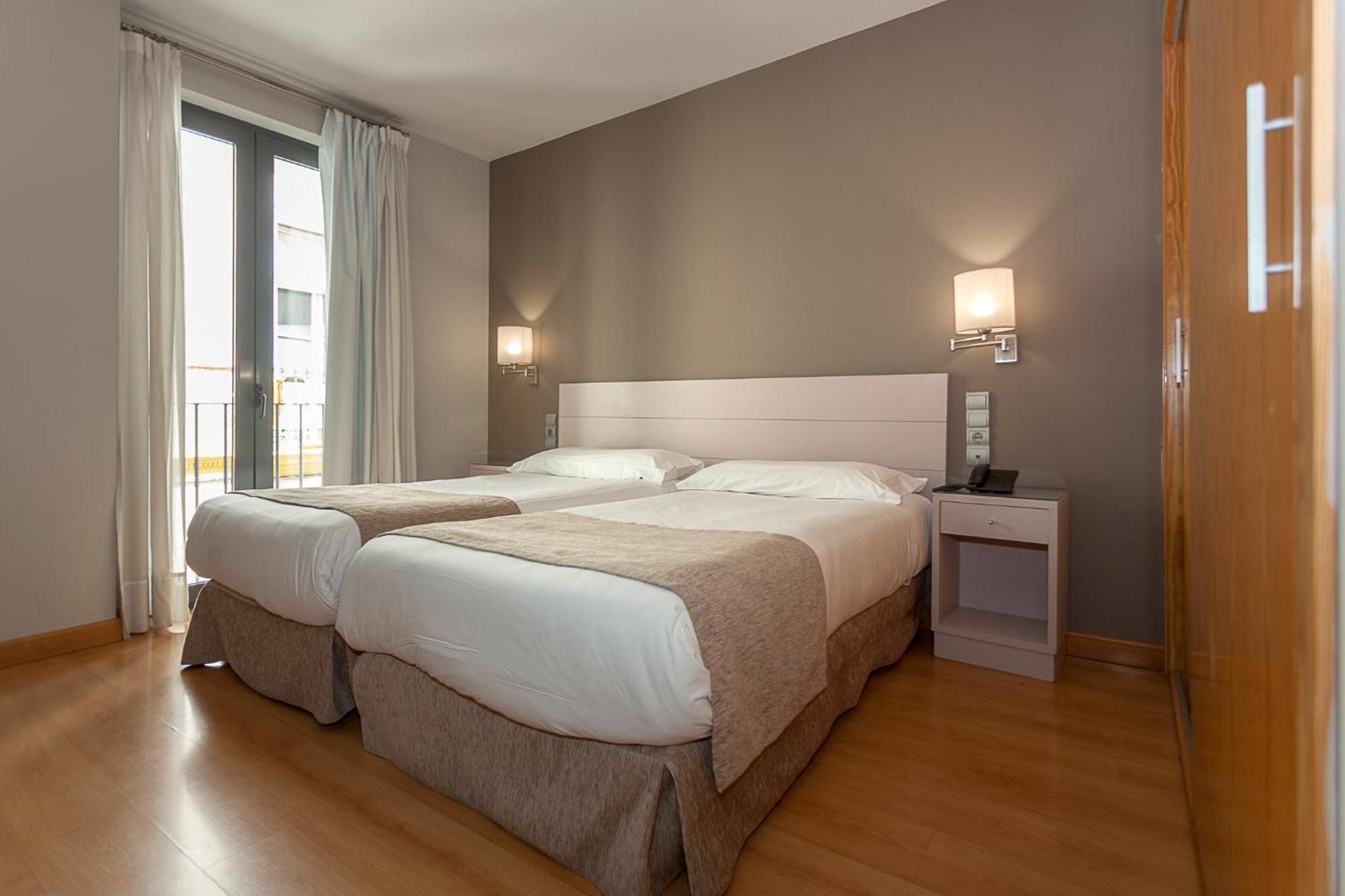 Double or Twin Room Balcony