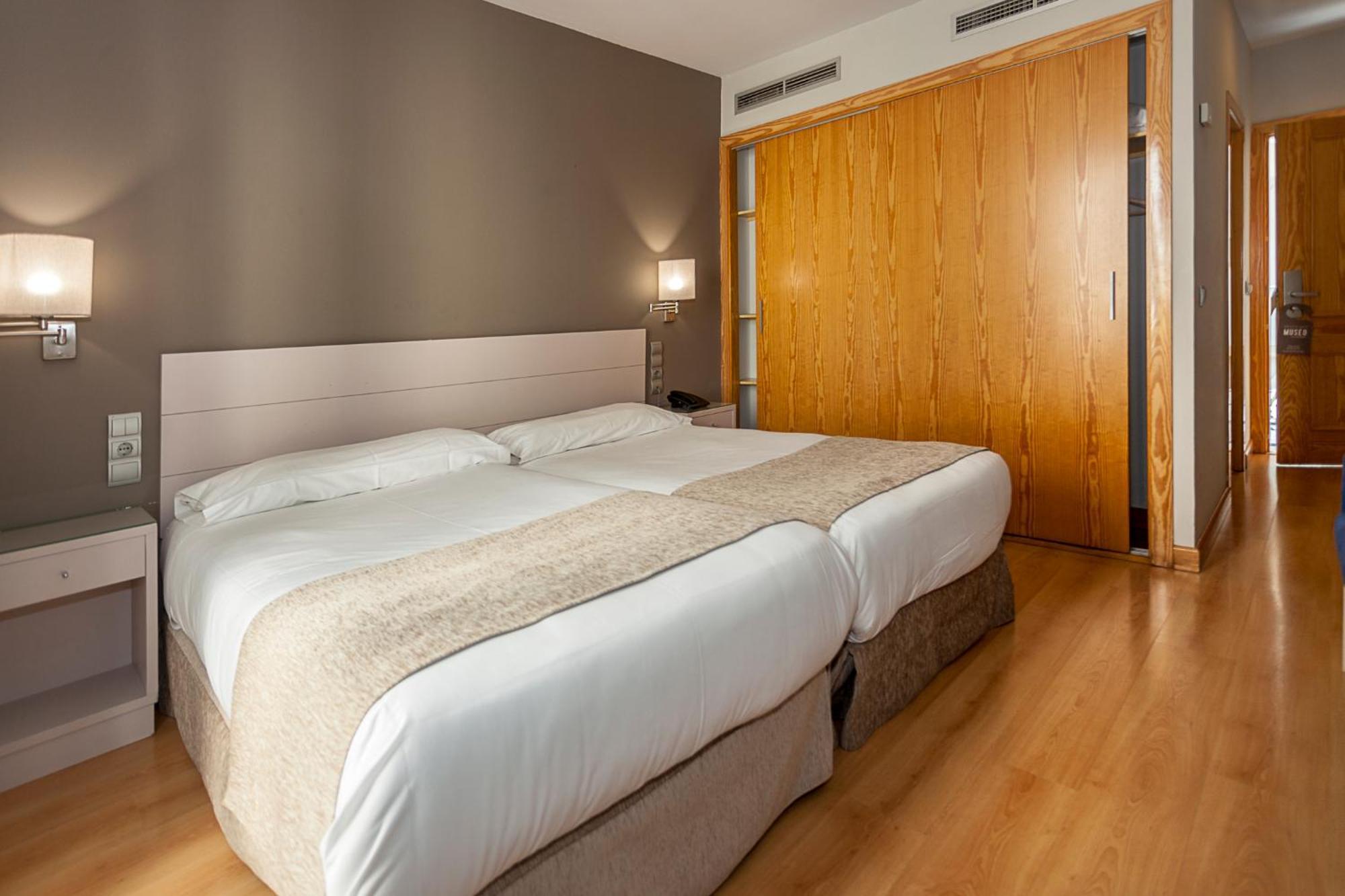 Double or Twin Room Balcony