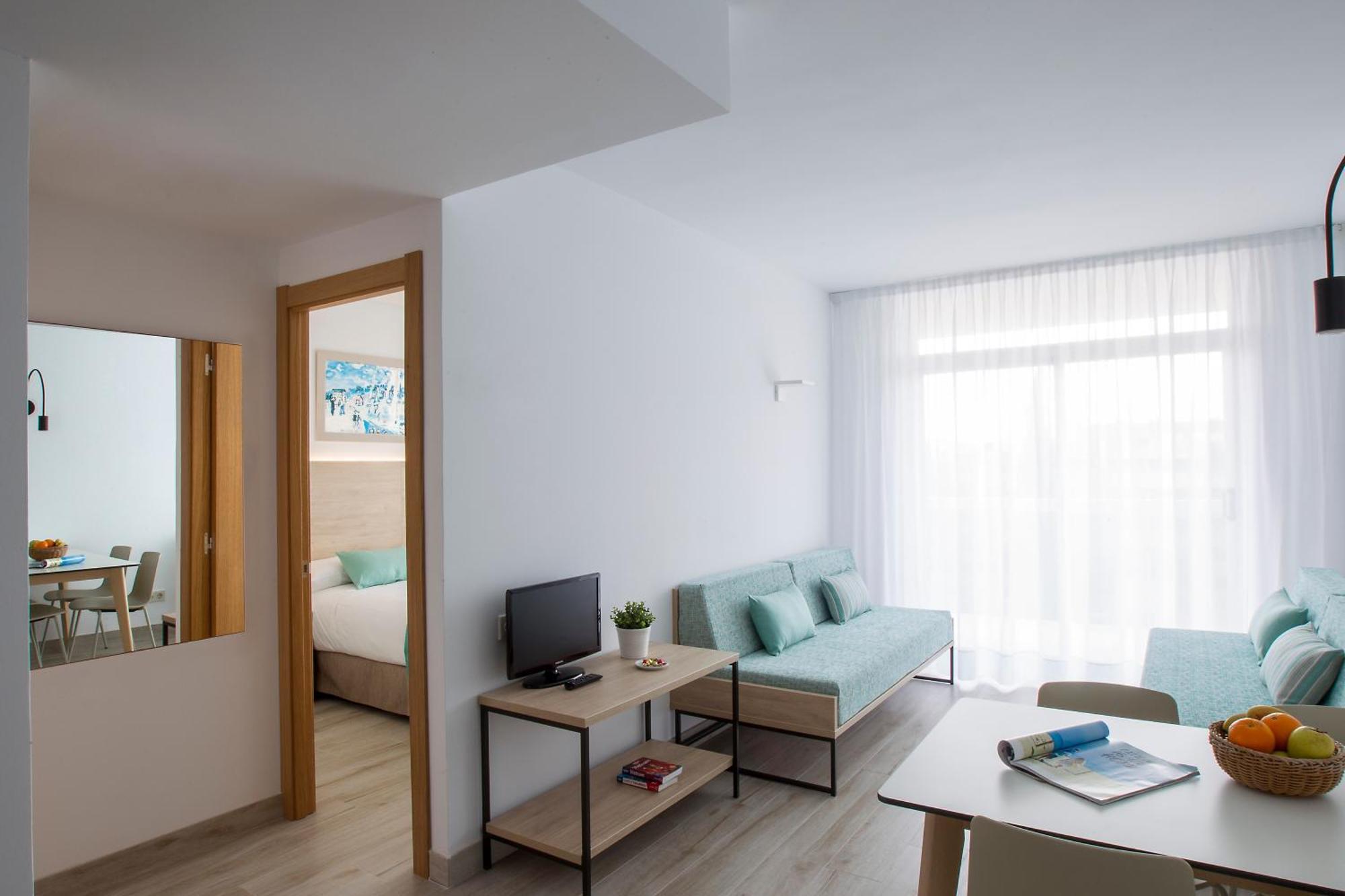 One-Bedroom Family Apartment