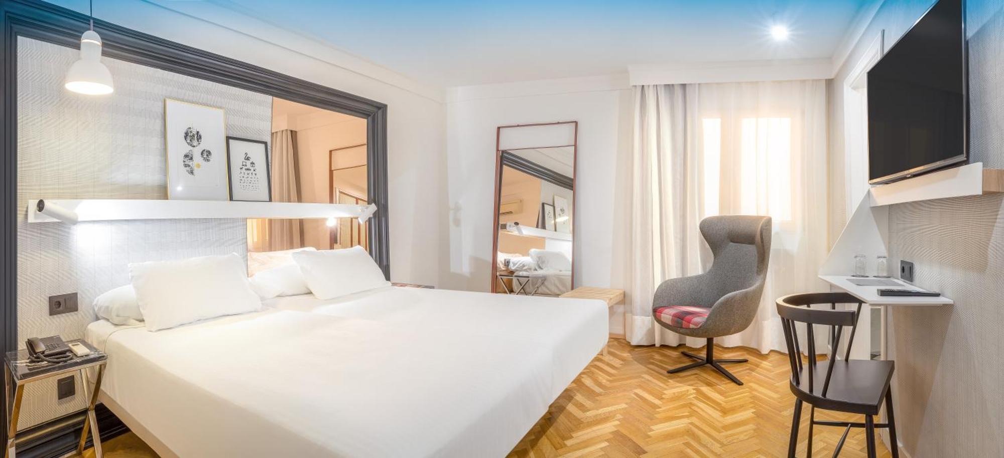 Double or Twin Room,1207681048:JPEG