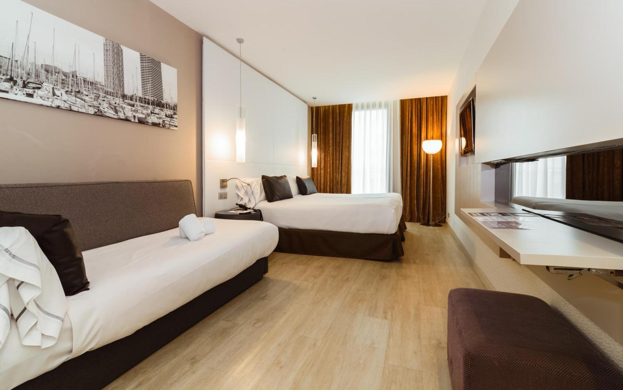 Triple Room