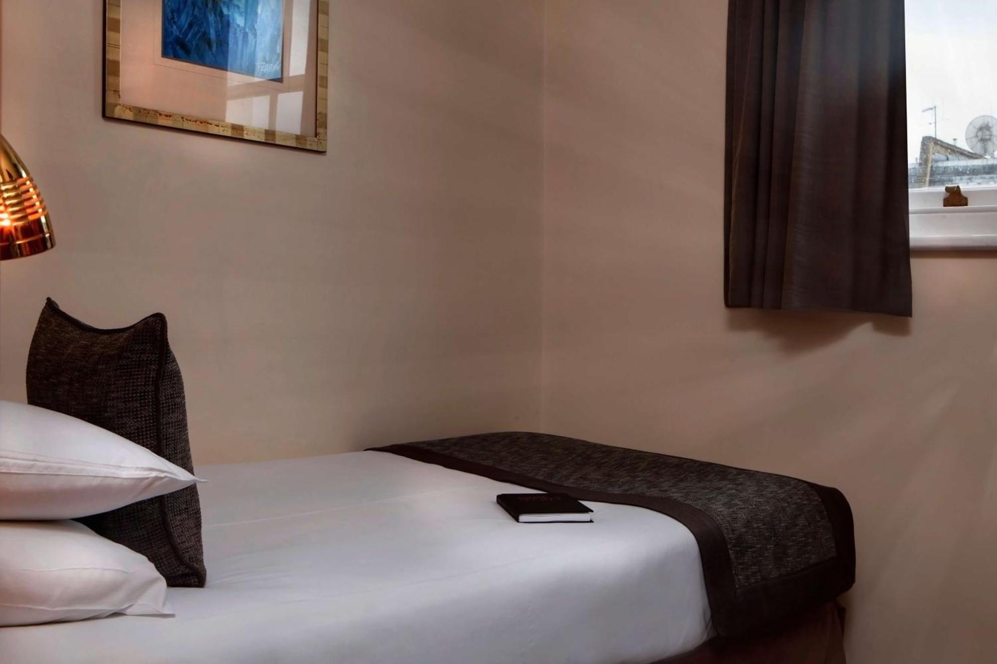 Standard Twin Room Non-Smoking