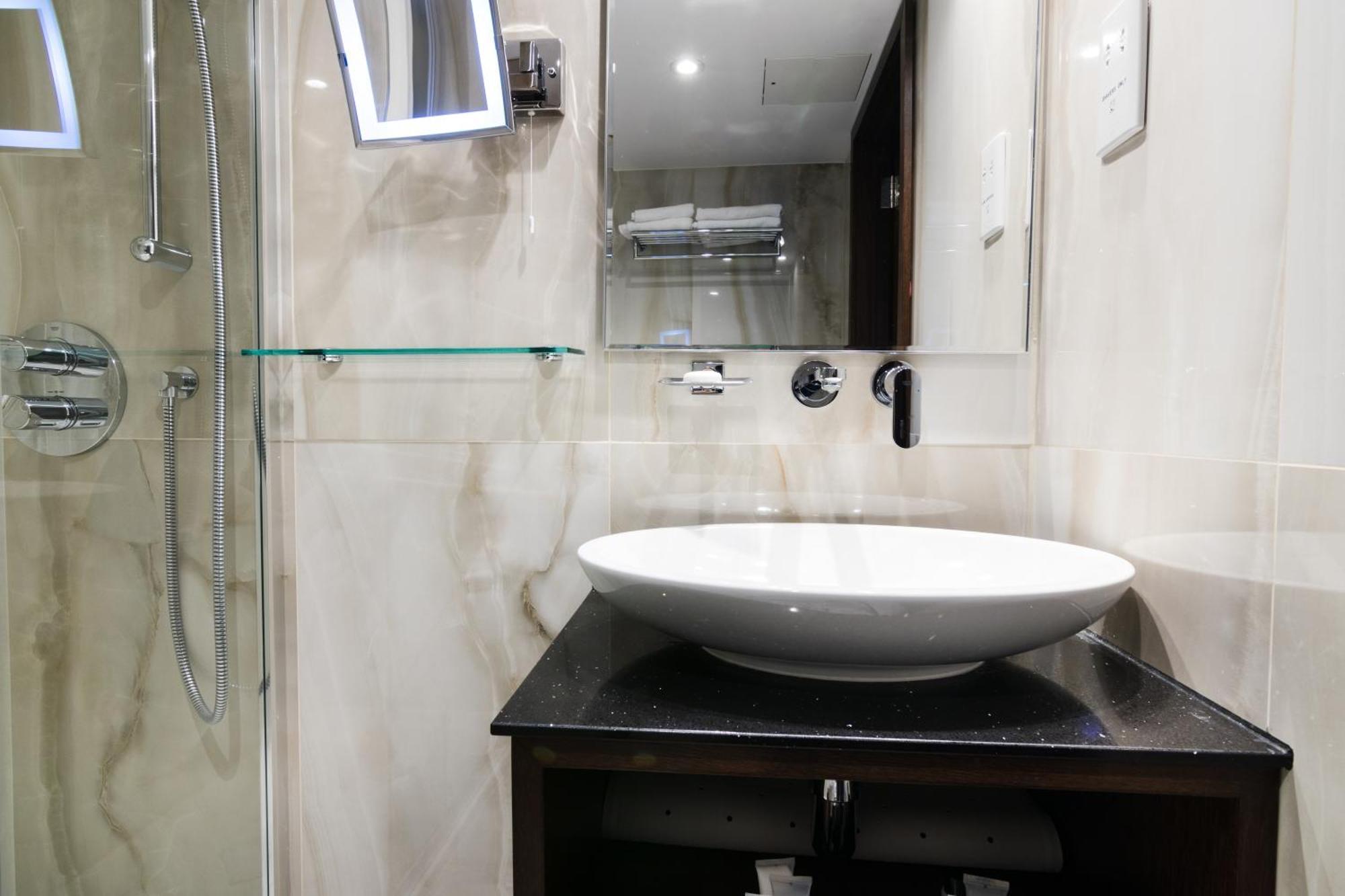 Compact Double Room,1208849521:JPEG