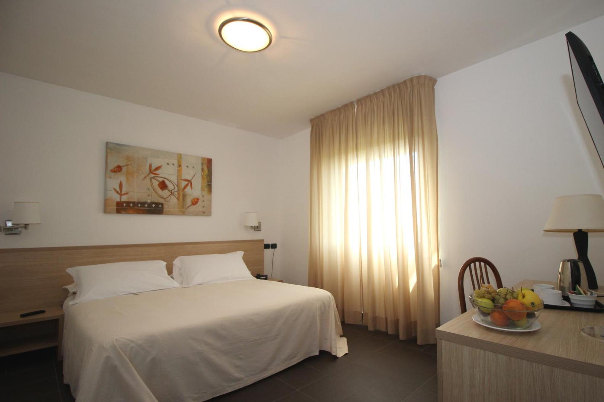 Standard Triple Room,1209403753:JPEG