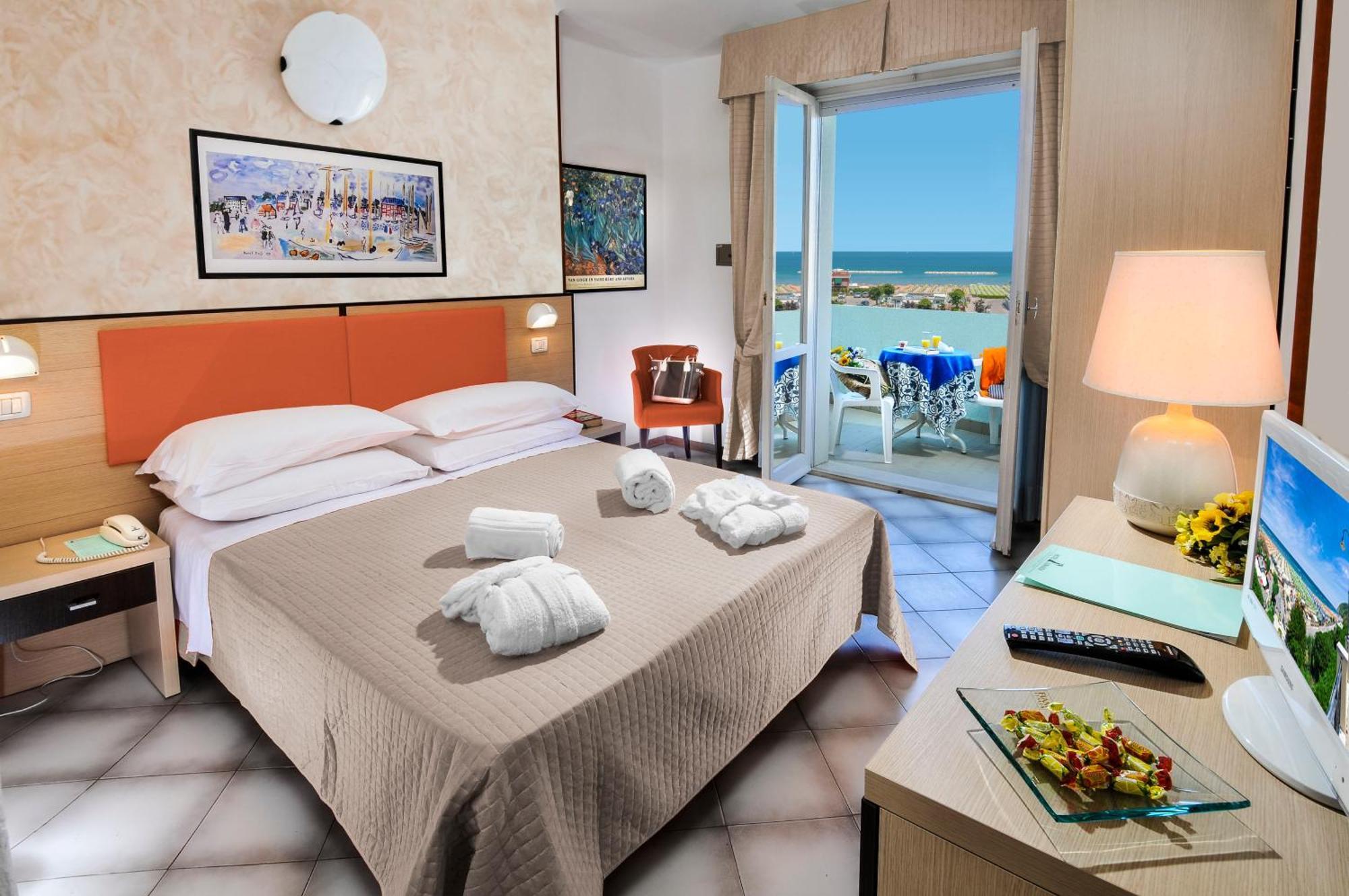 Double or Twin Room with Garden View,683803401:JPEG