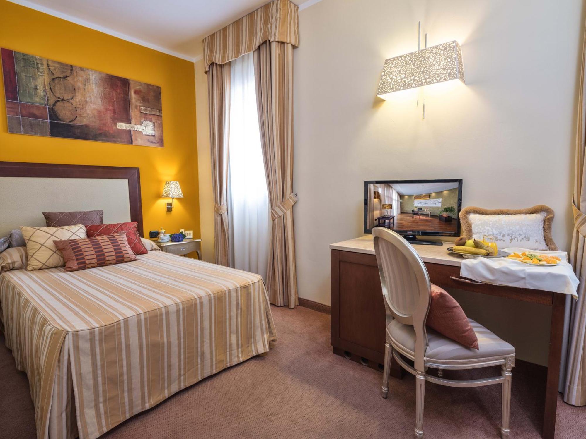 Classic Double or Twin Room