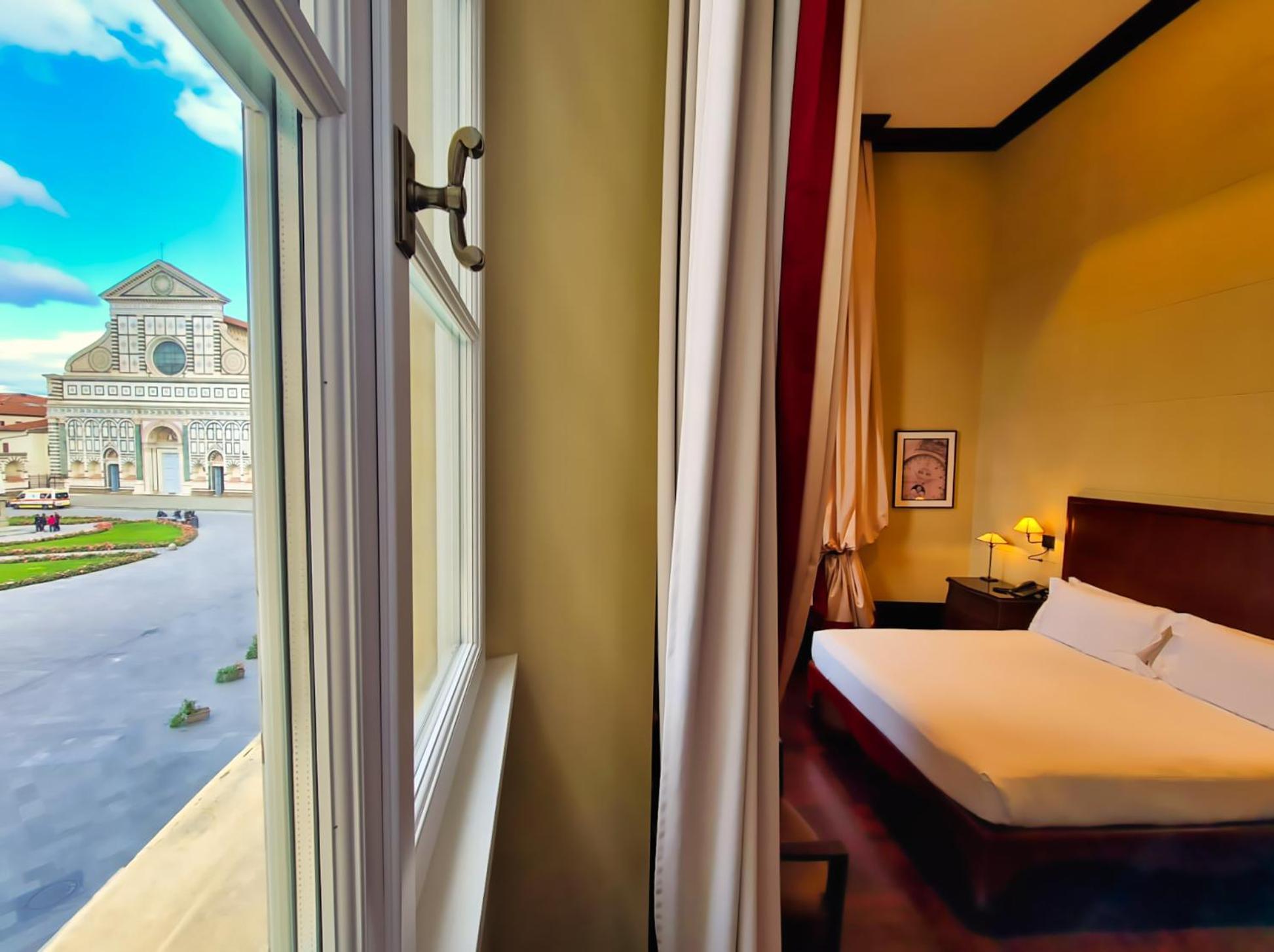 Deluxe Double Room City View