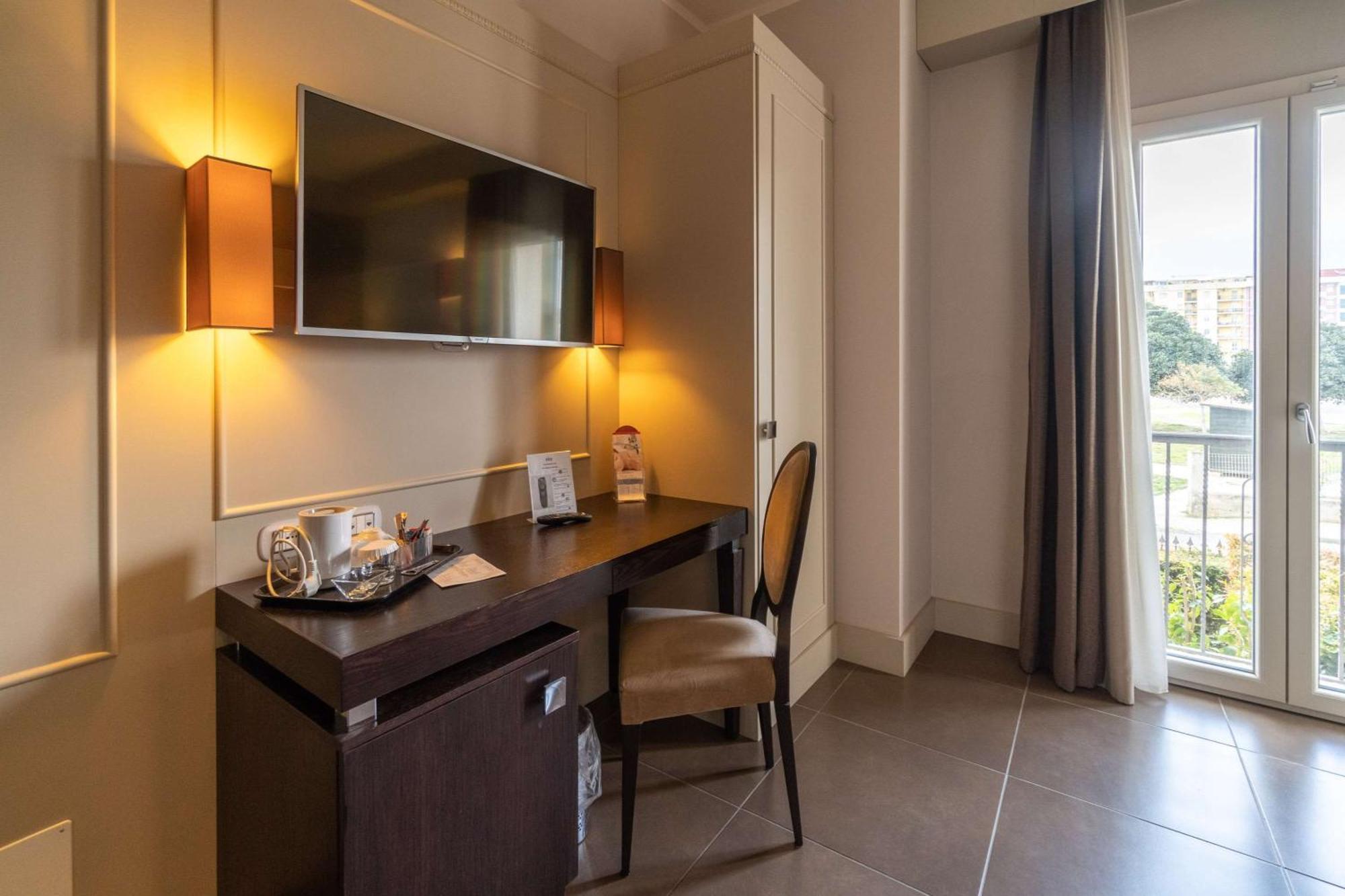 Classic Single Room