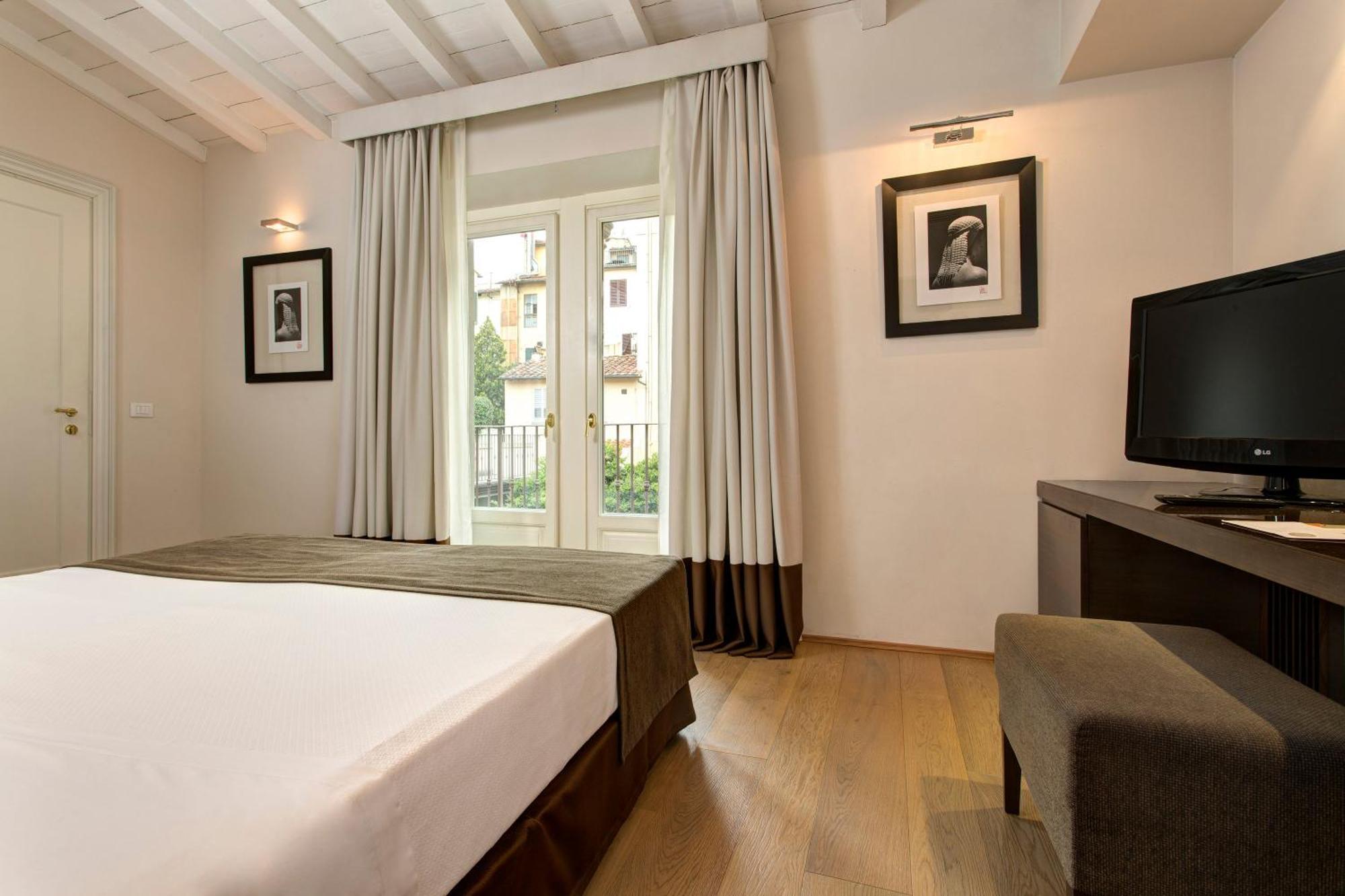Deluxe Double Room Garden View