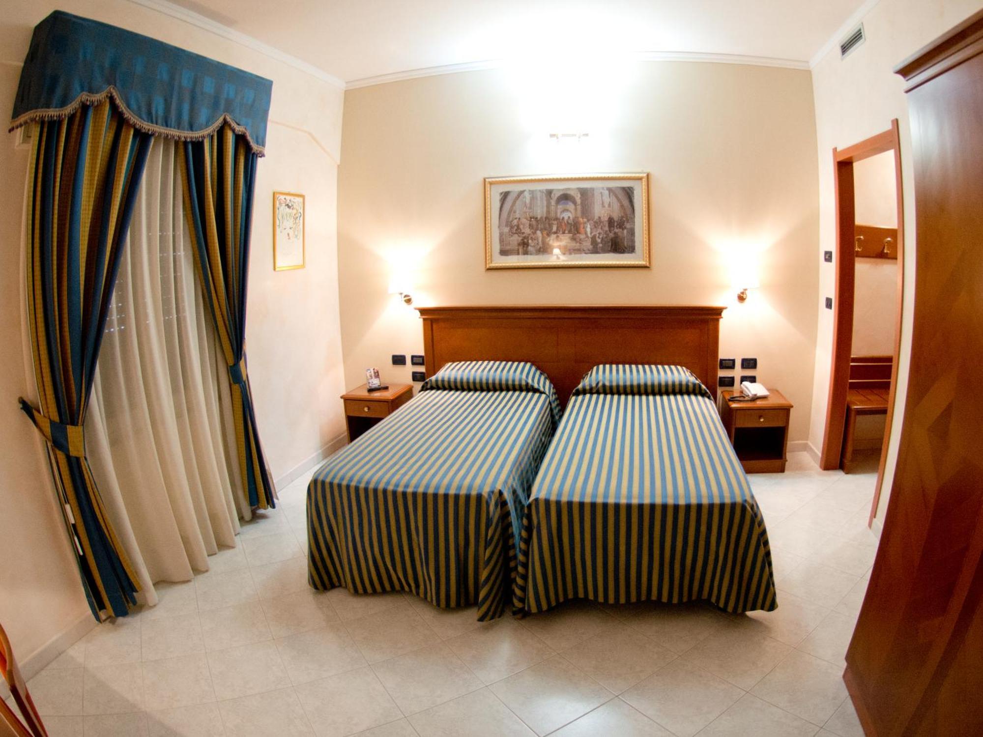 Economy Twin Room
