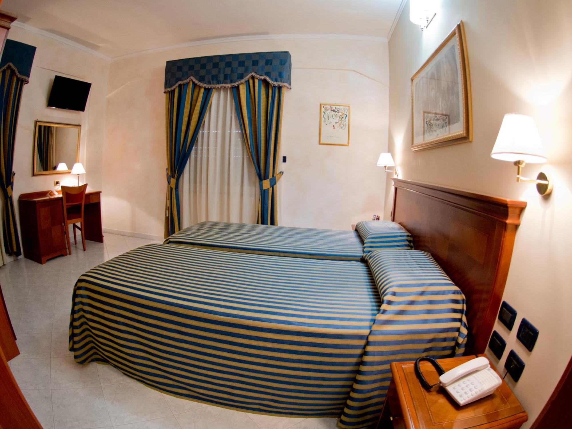 Economy Twin Room